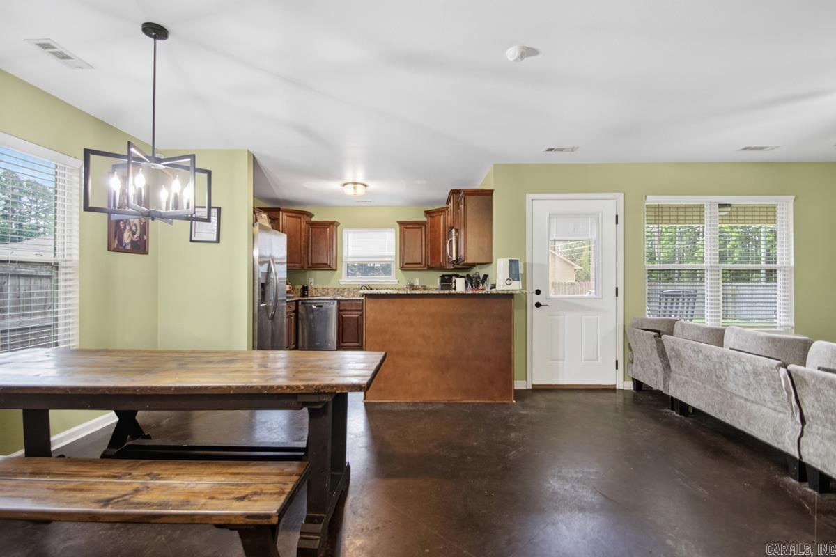 1013 Elkhart Loop  Bryant, AR