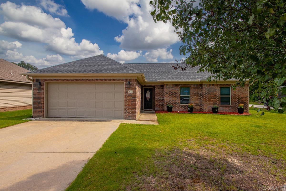 1013 Elkhart Loop  Bryant, AR