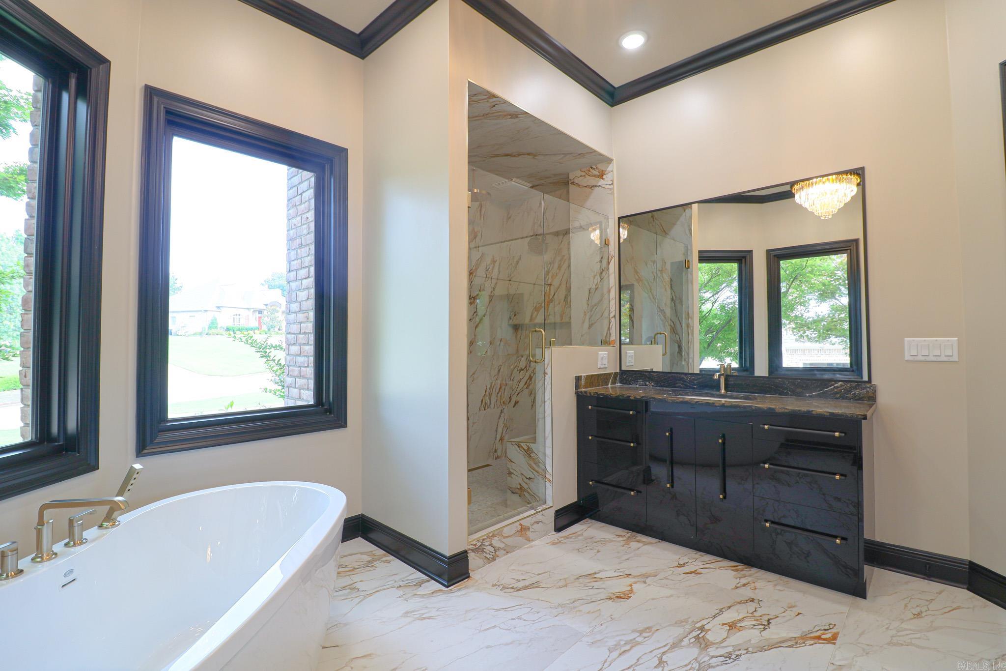 2911 Ridgepointe Drive Jonesboro, AR 72404