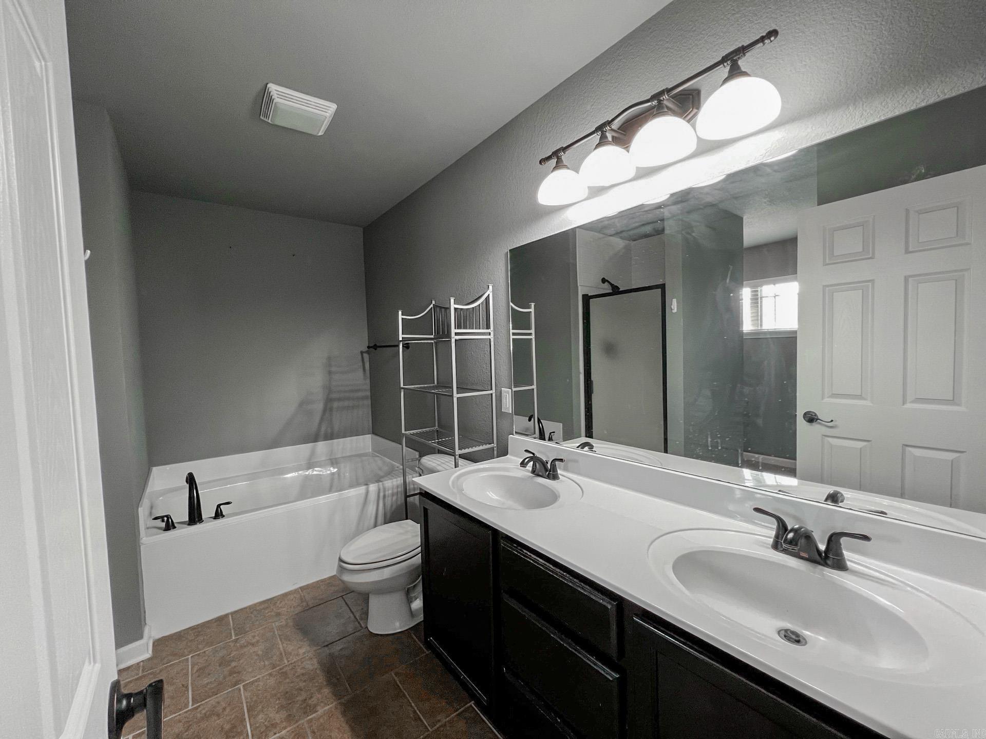 74 Earnhardt  Cabot, AR