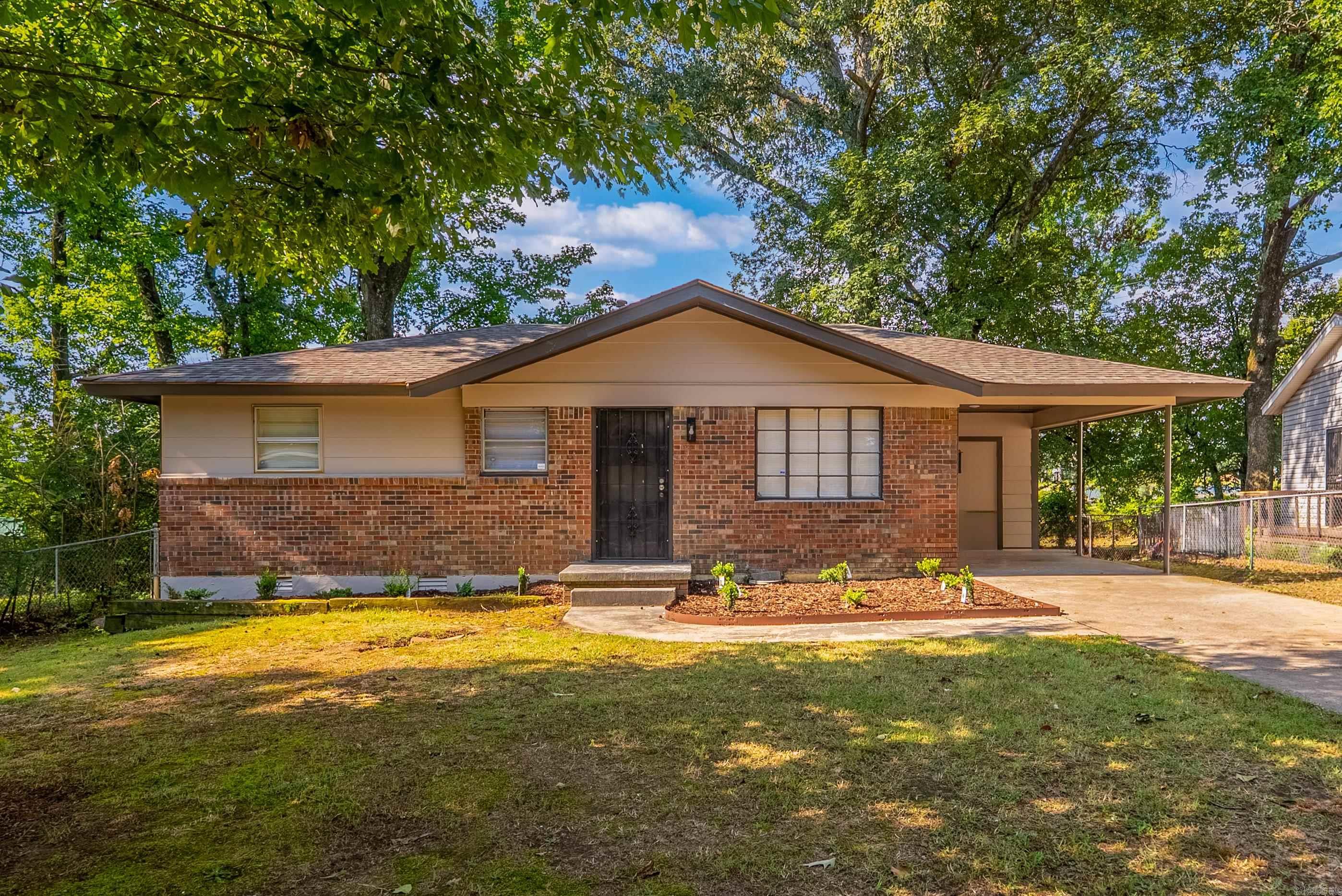 35 Clifton  Little Rock, AR