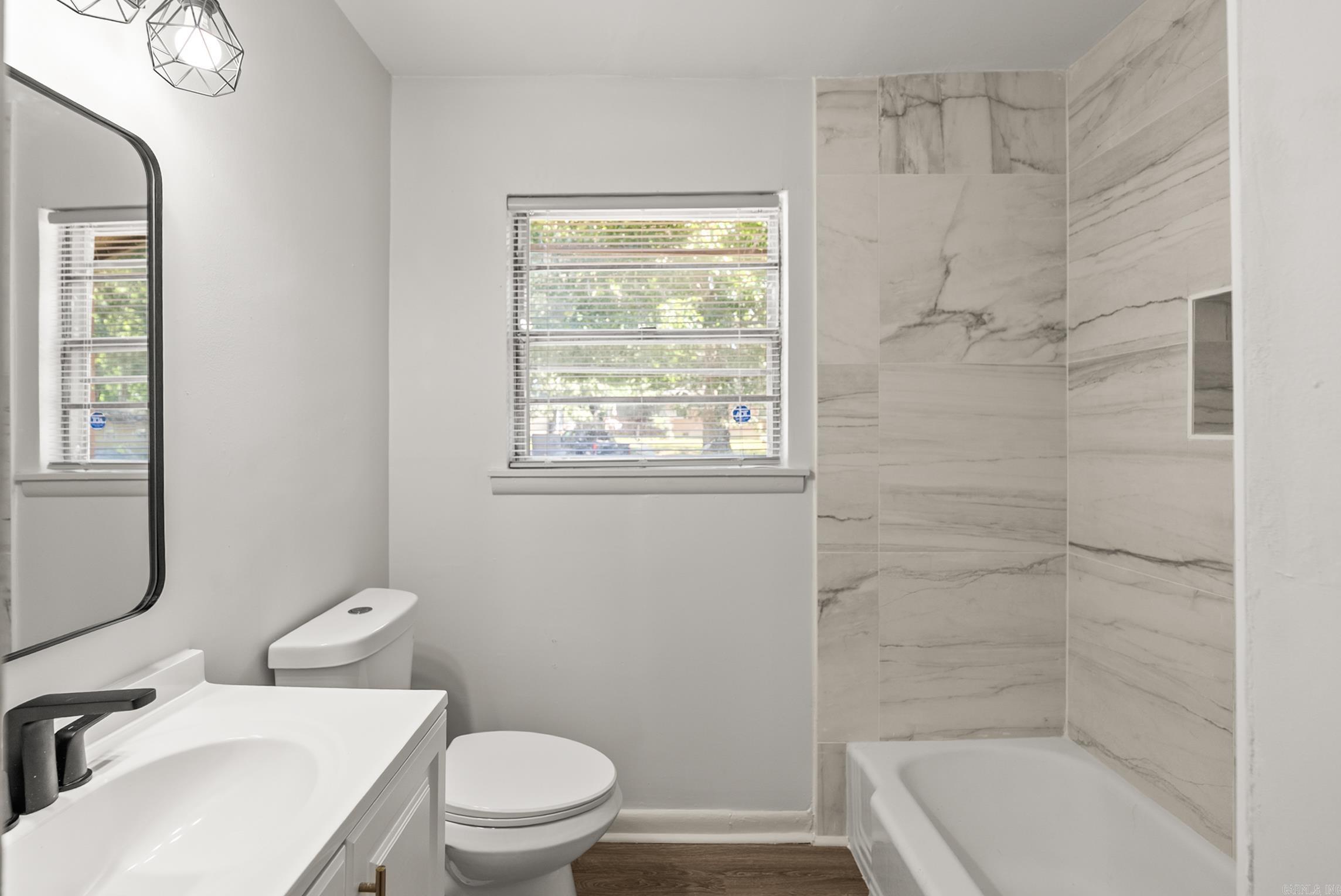 35 Clifton  Little Rock, AR