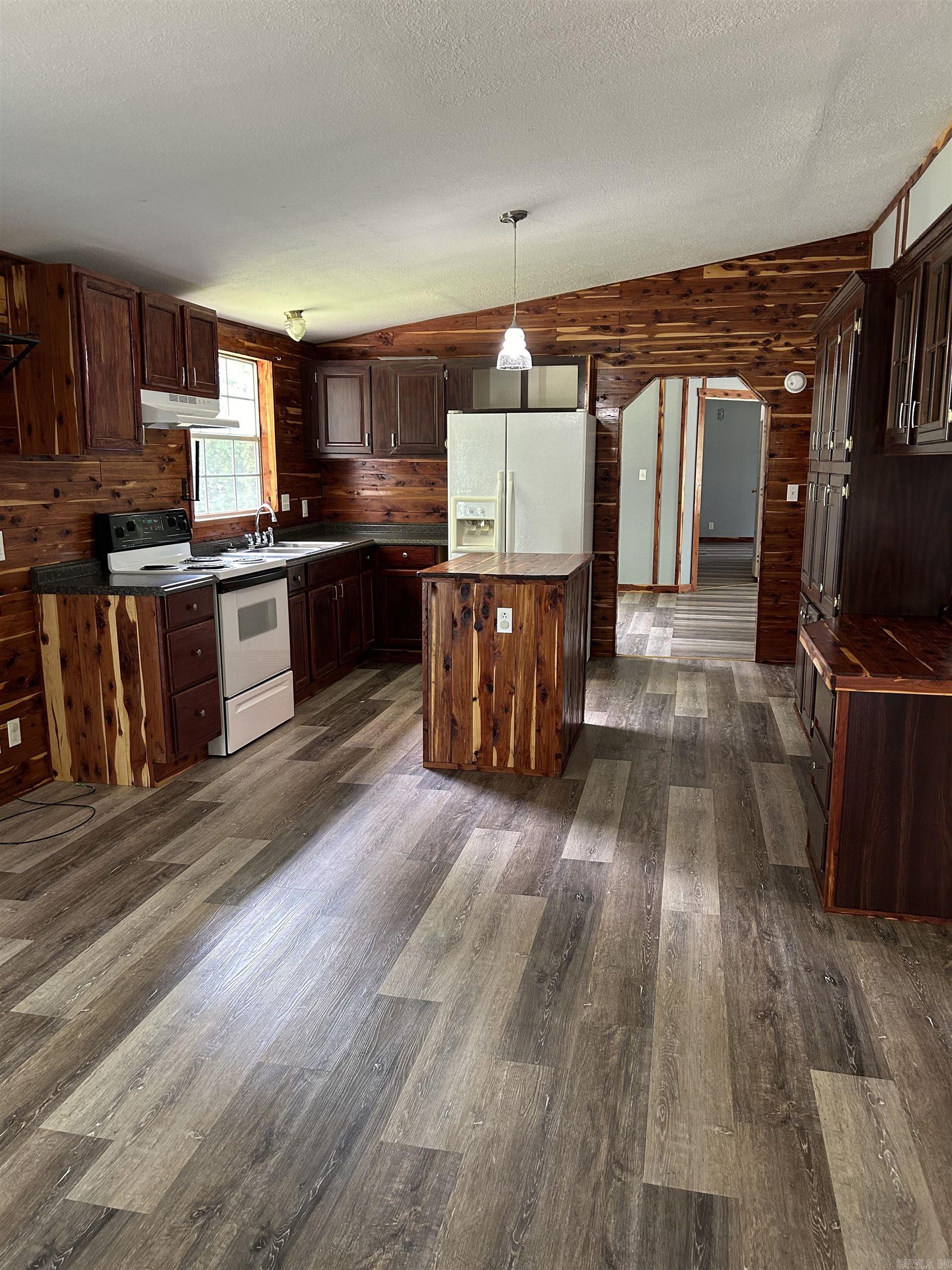 10519 Jewell  Mabelvale, AR