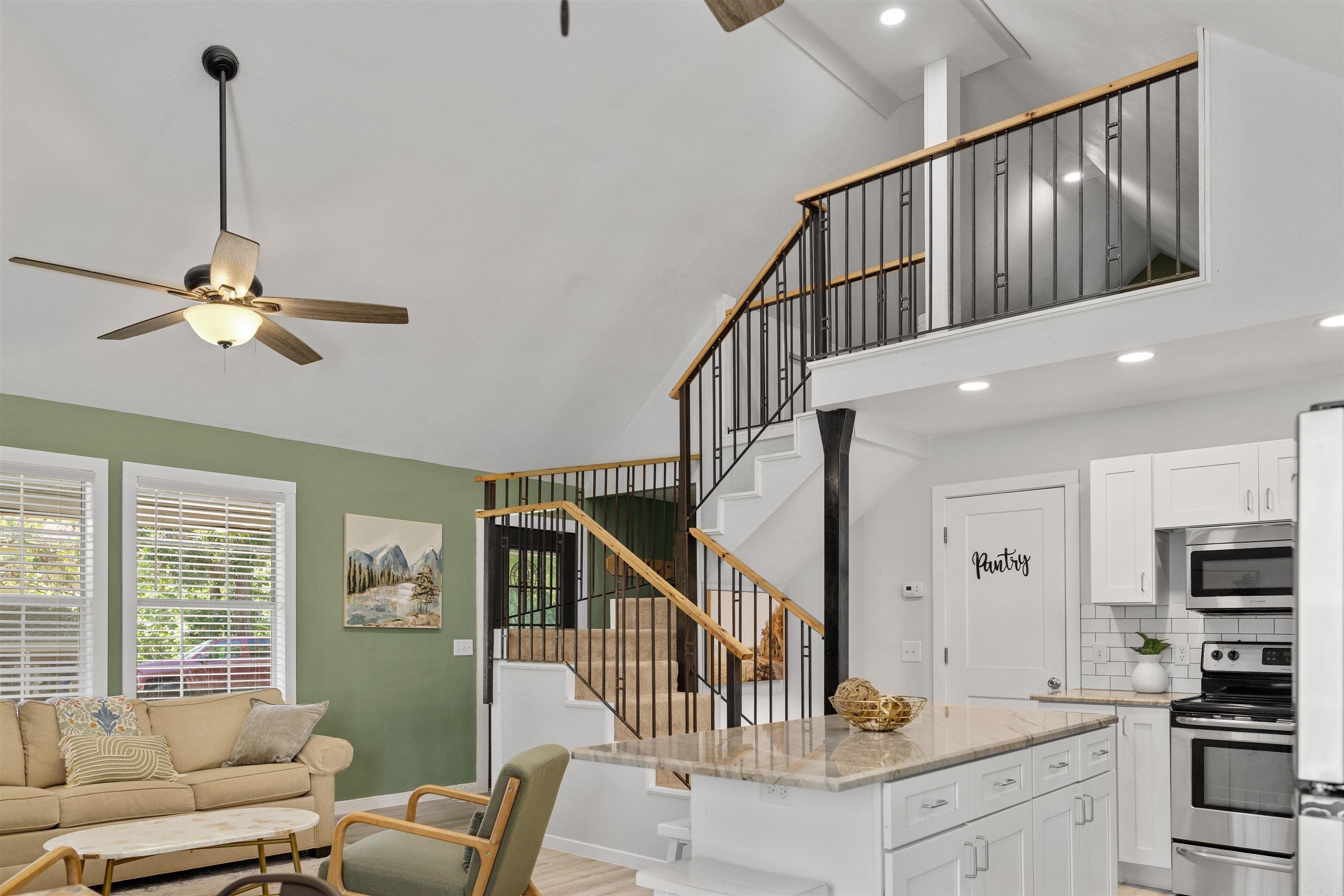 8210 Chestnut  Rogers, AR