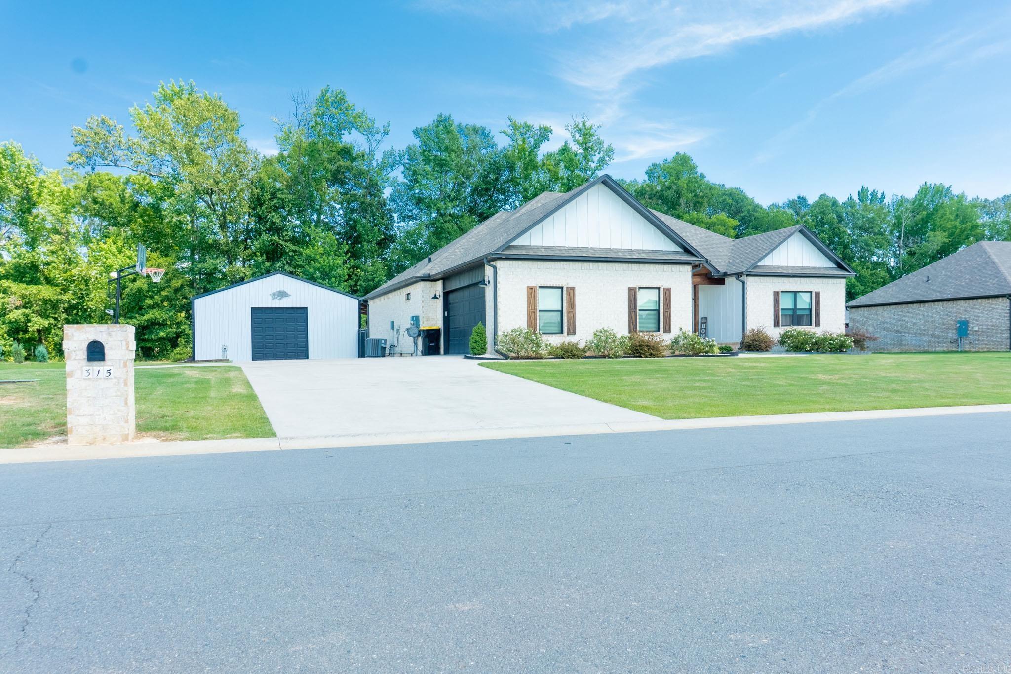 315 Mayberry Drive  Cabot, AR