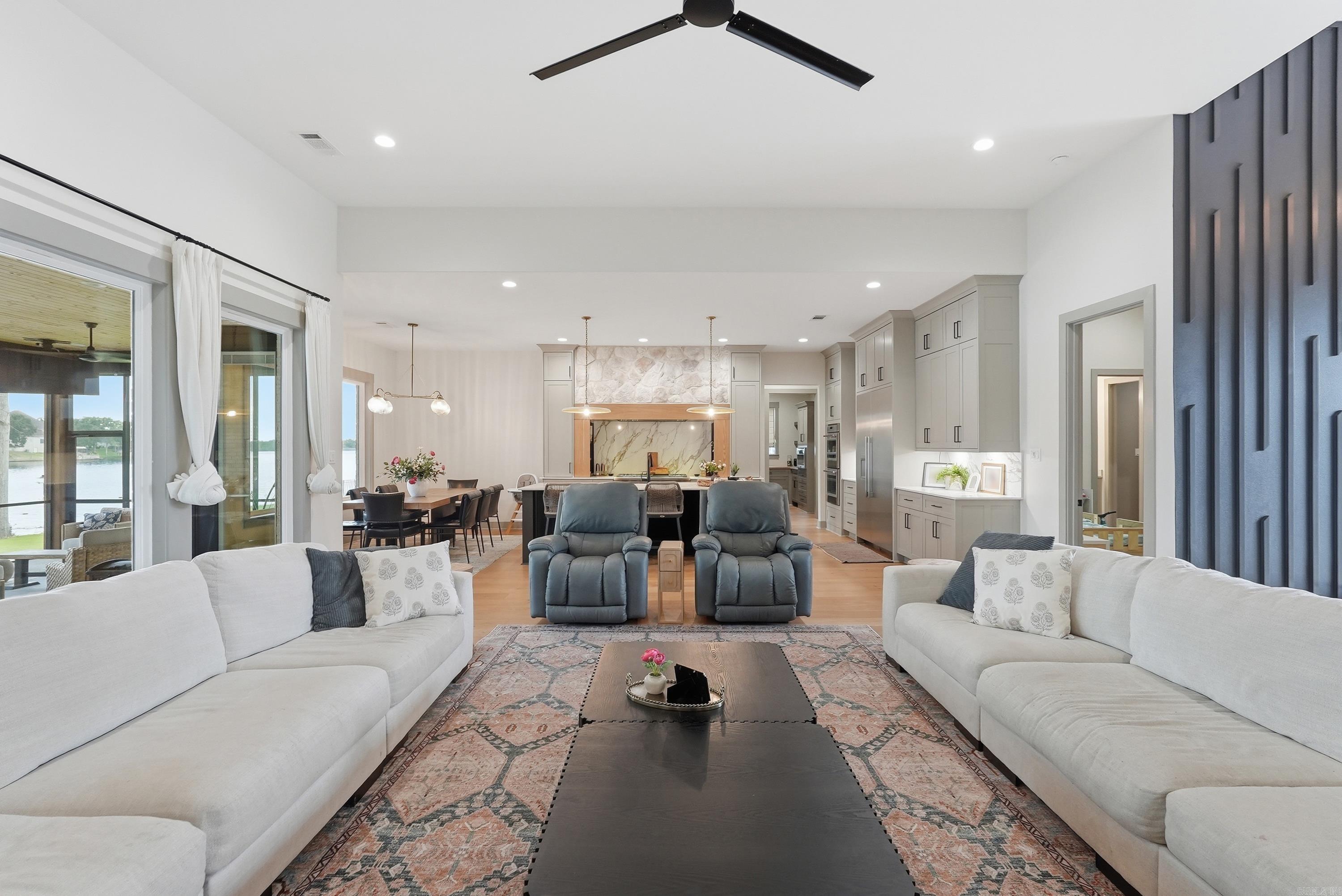 7446 Lake Point  Benton, AR