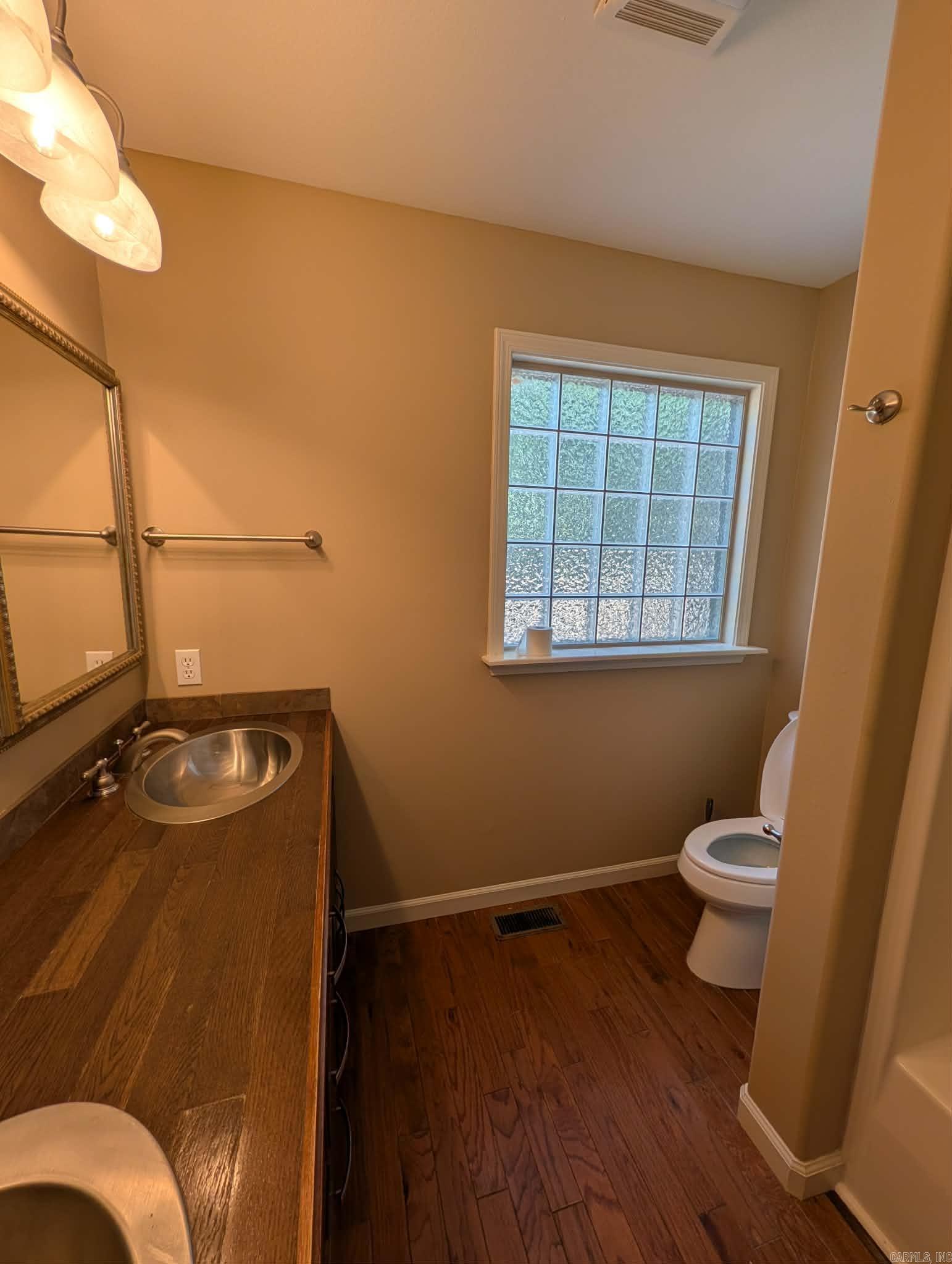 345 N Valley  Searcy, AR