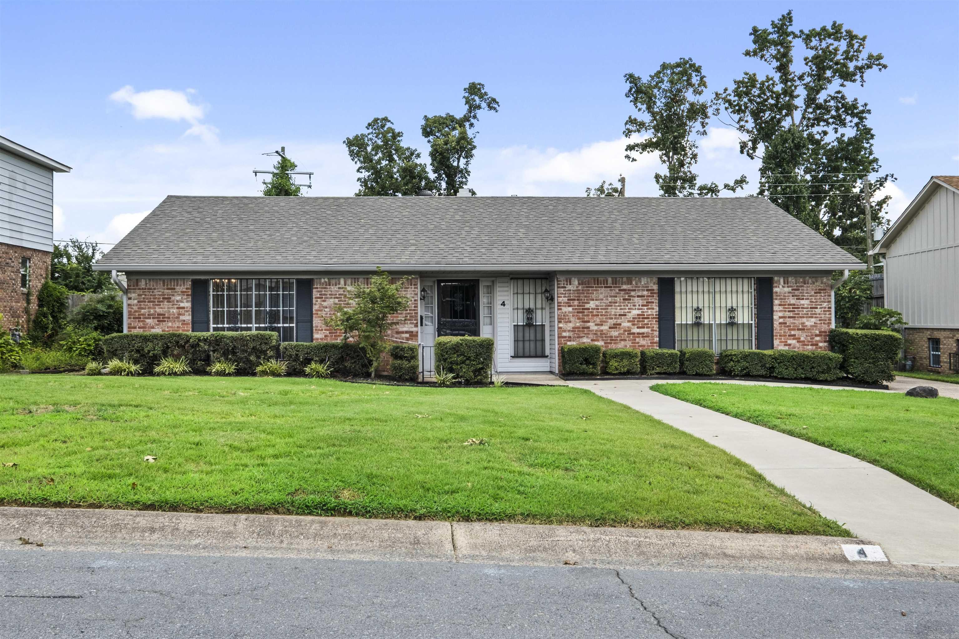 4 Pleasant Ct  Little Rock, AR