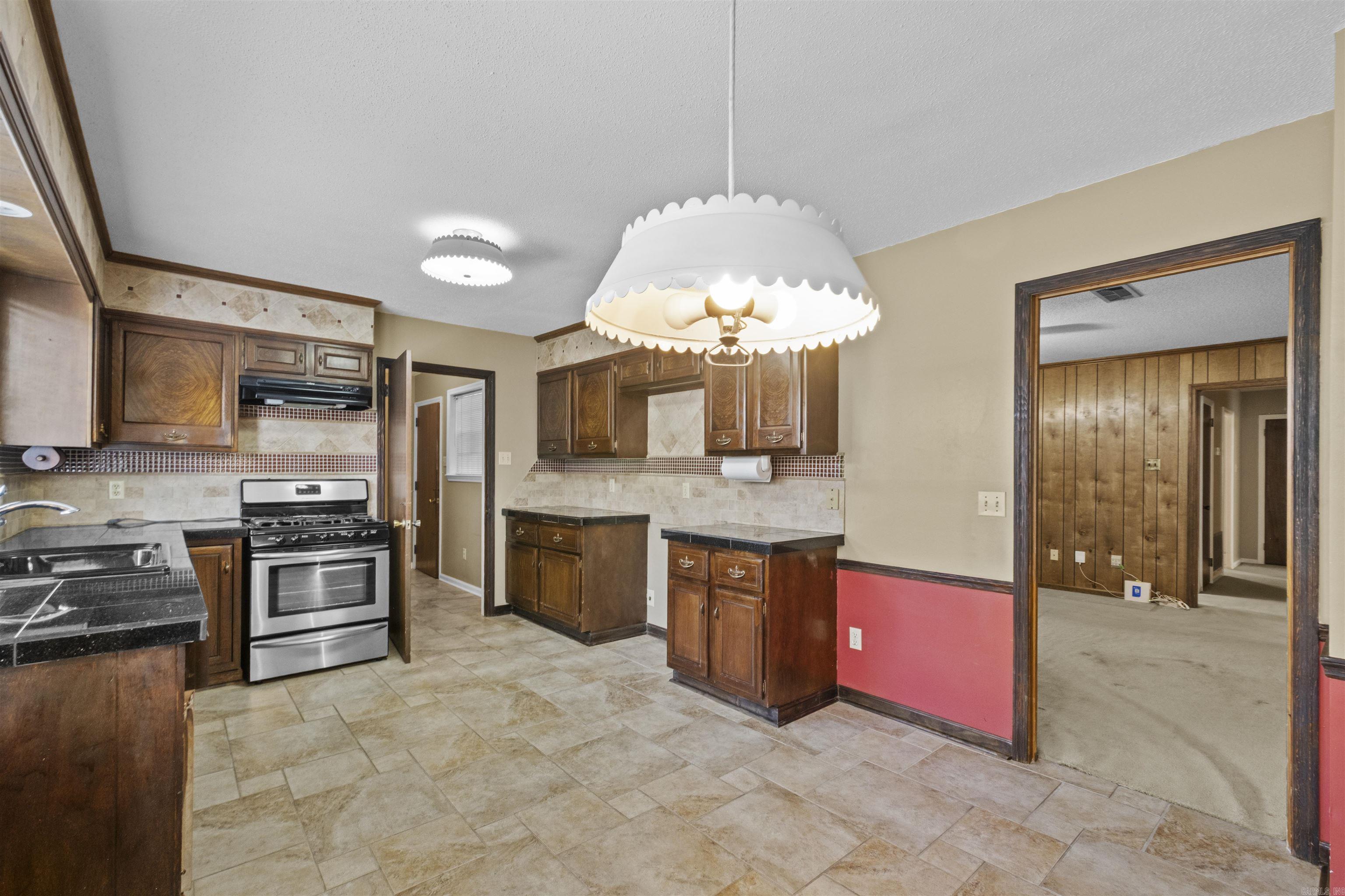 4 Pleasant Ct  Little Rock, AR