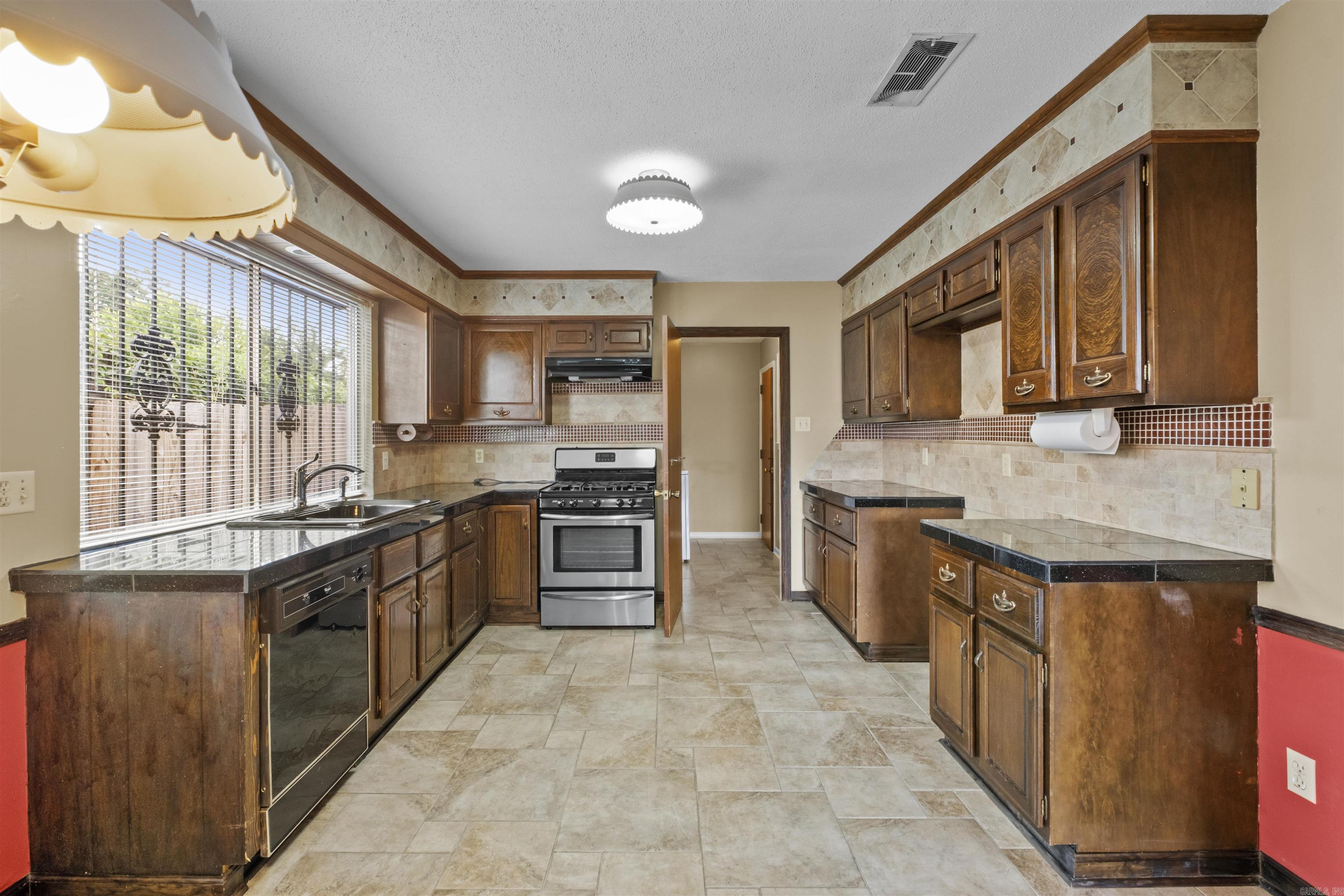 4 Pleasant Ct  Little Rock, AR