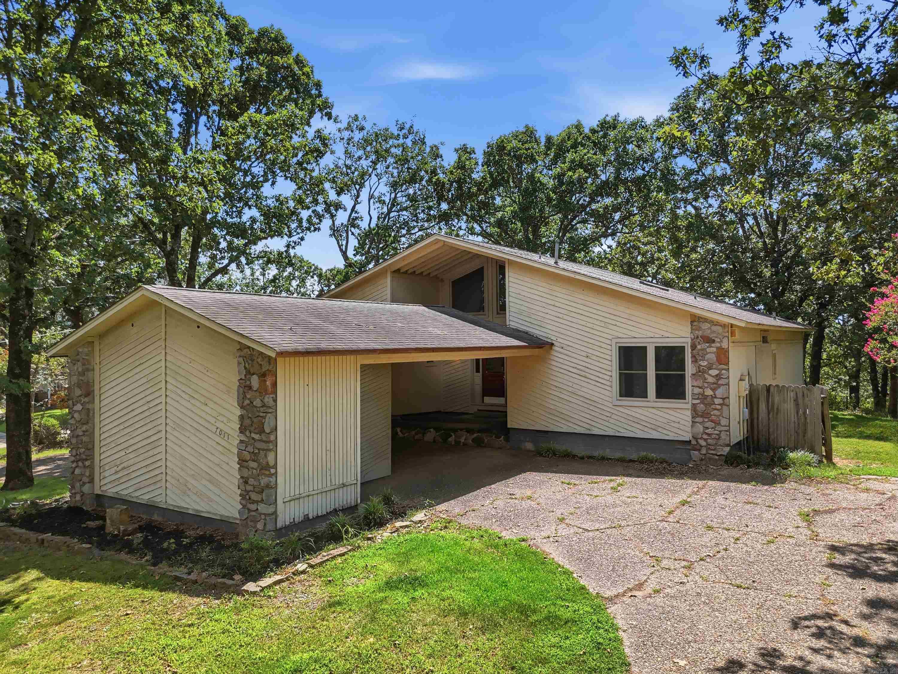 7011 Southpoint  North Little Rock, AR