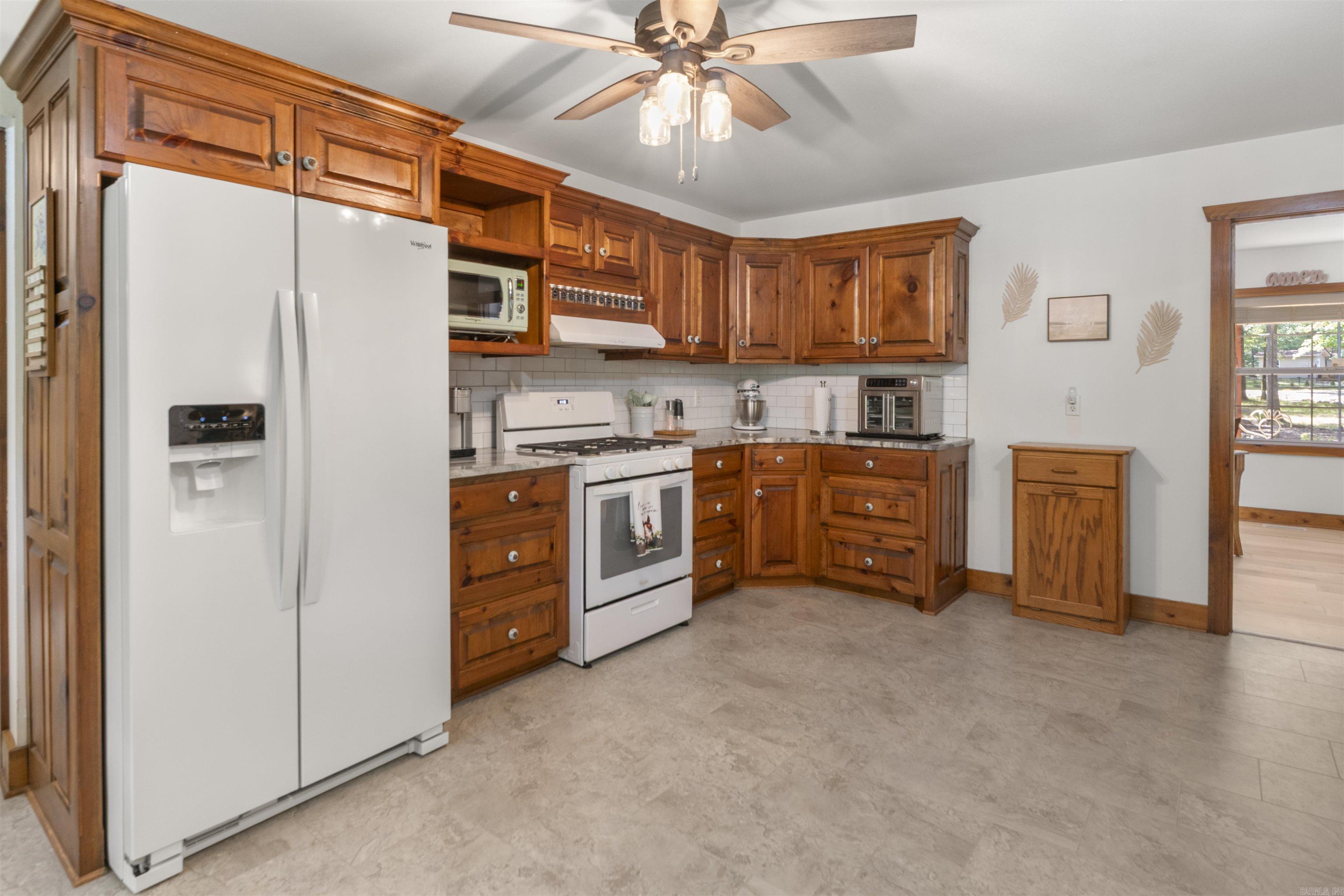207 Holland  Hot Springs, AR