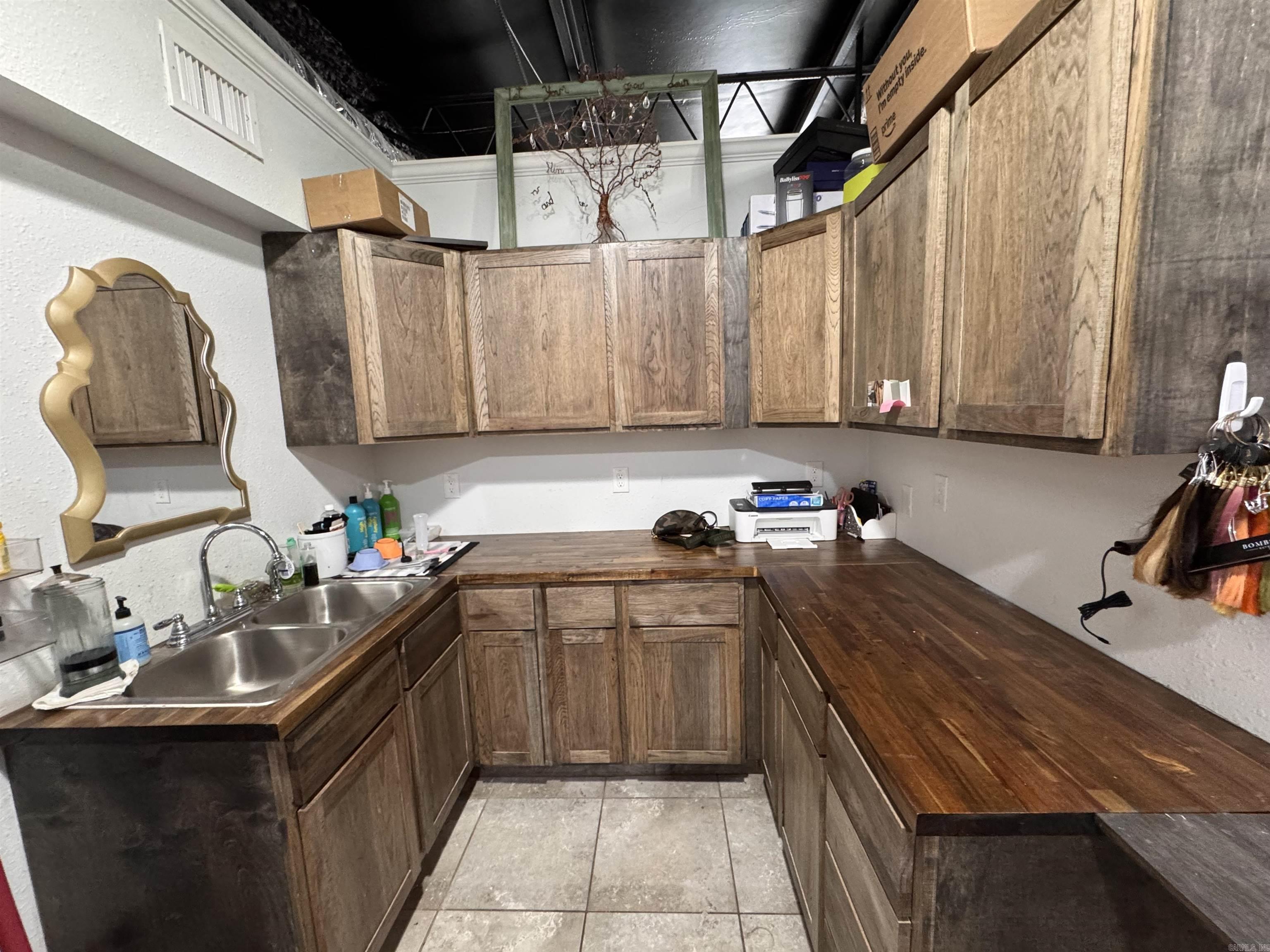 504 A S Main  Stuttgart, AR