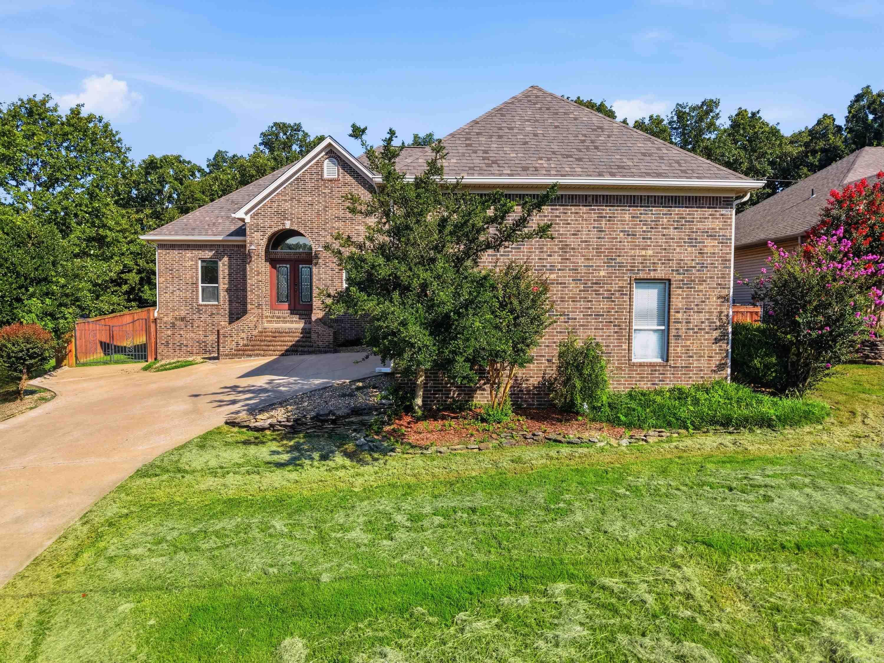 1521 Hidden Creek  Sherwood, AR