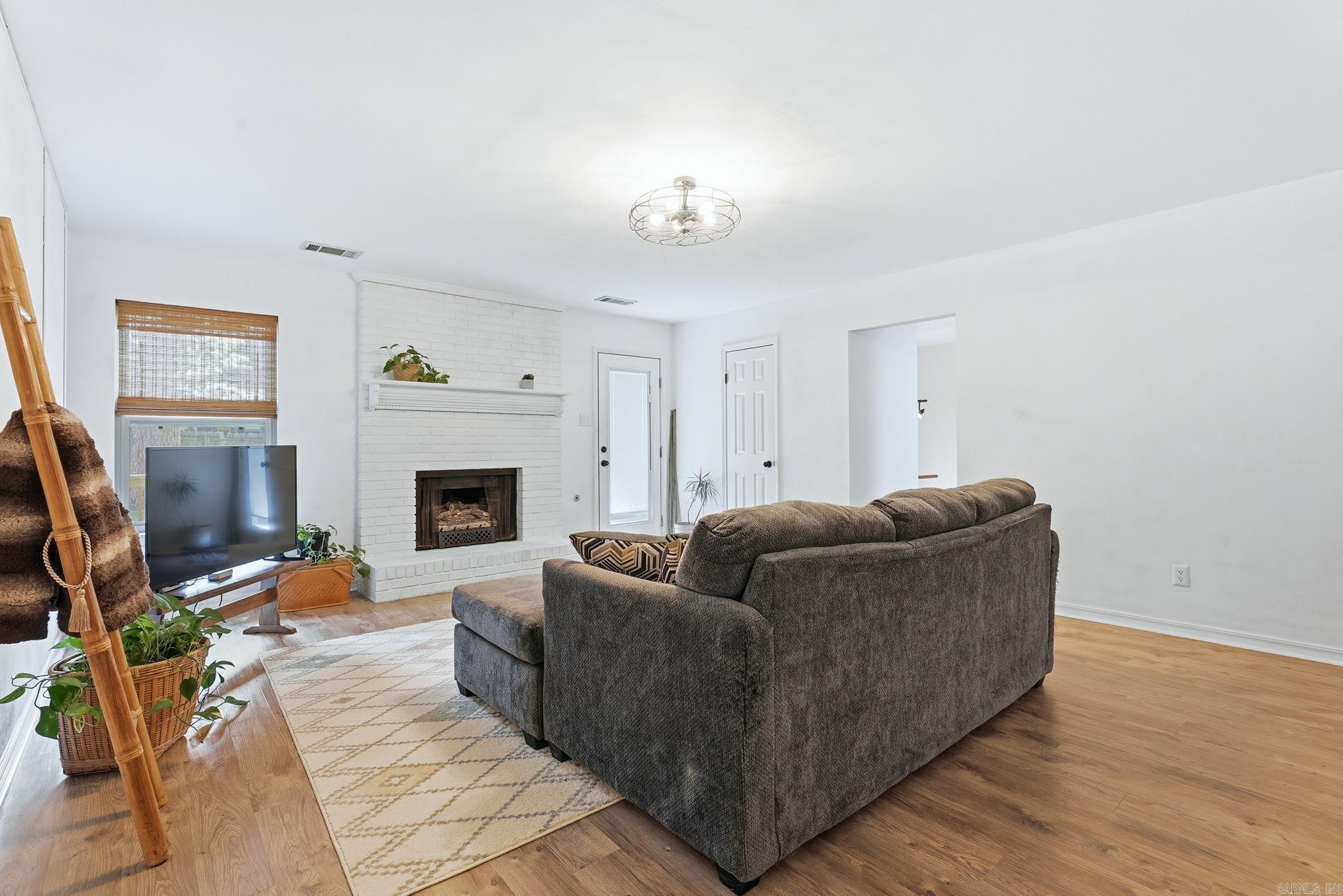 2511 Hickorynut  Little Rock, AR