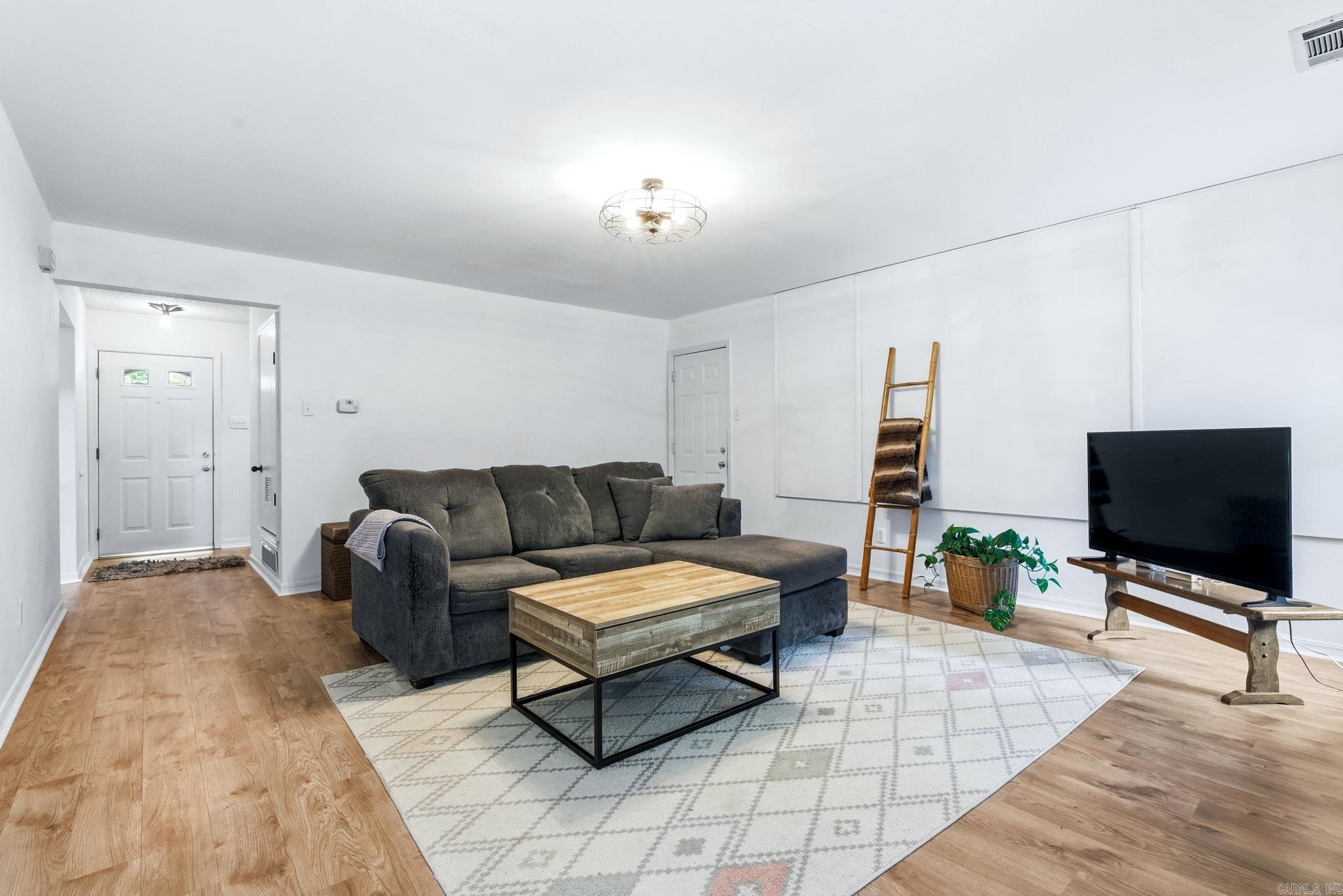 2511 Hickorynut  Little Rock, AR