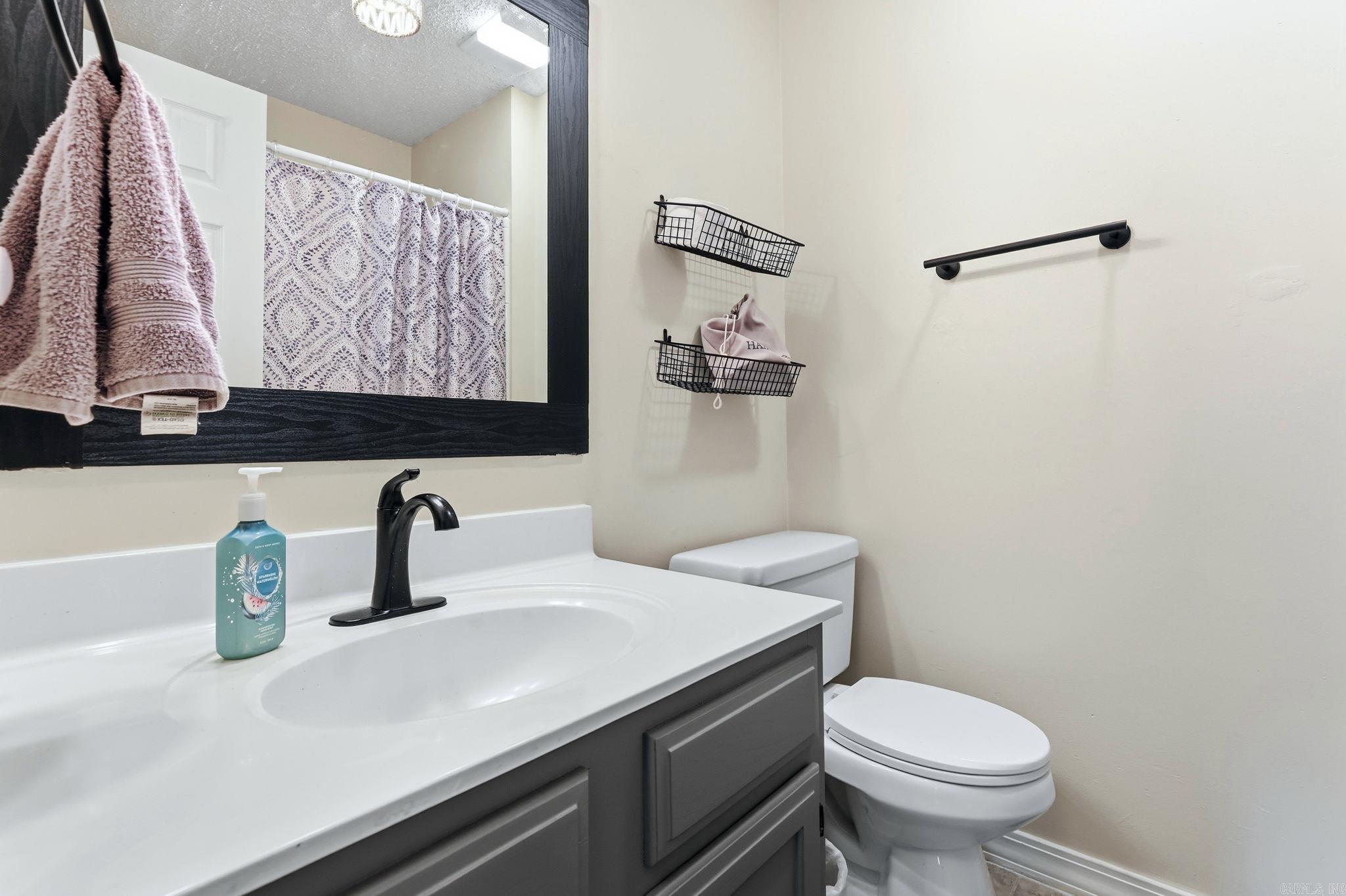 2511 Hickorynut  Little Rock, AR