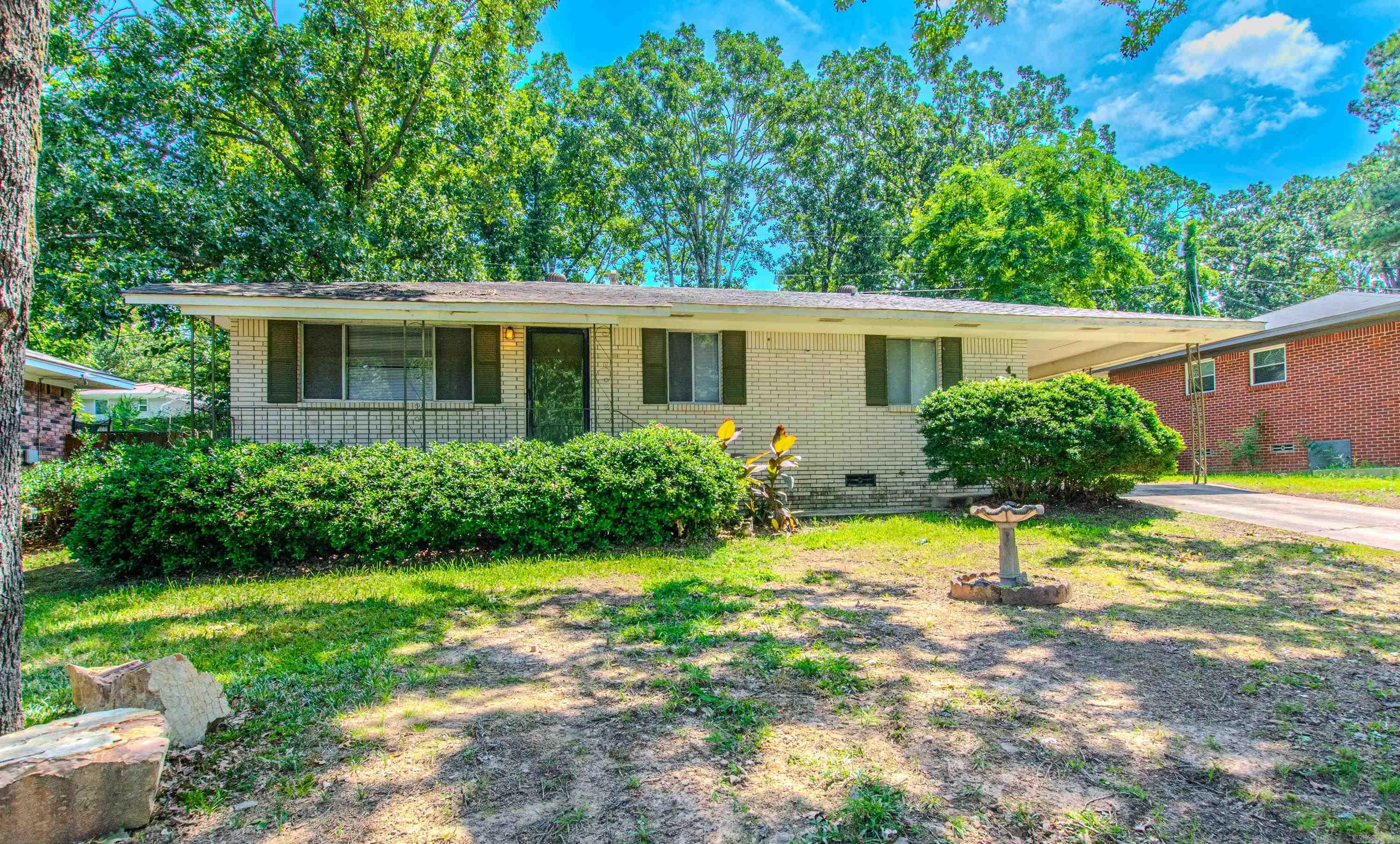 4930 Oaklawn Dr.  North Little Rock, AR
