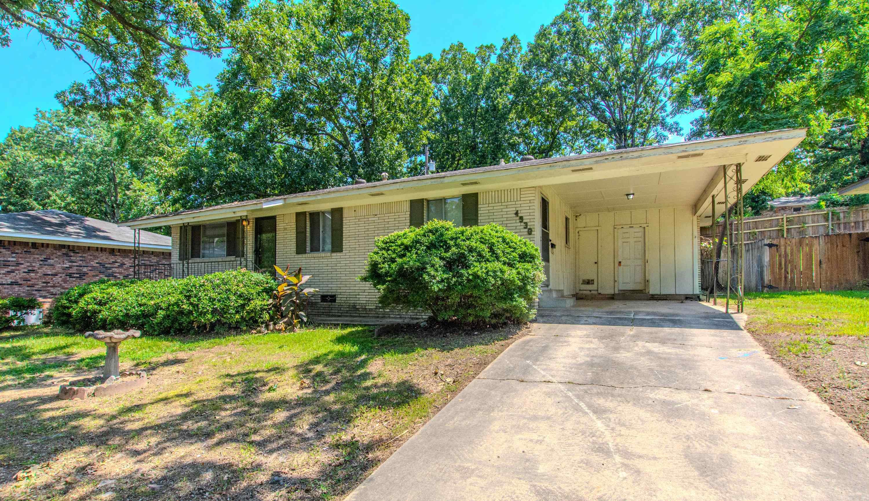 4930 Oaklawn Dr.  North Little Rock, AR