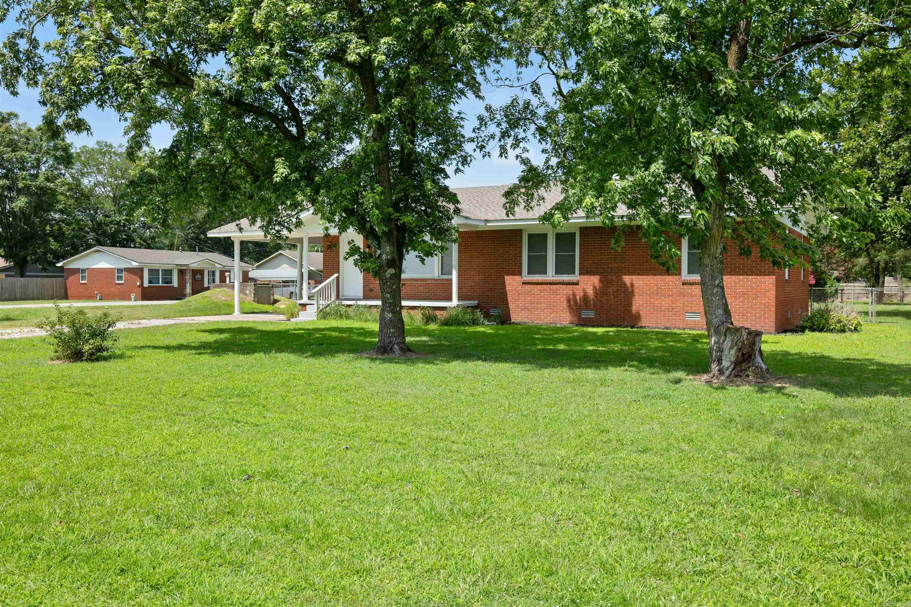 607 Lake  Lake City, AR