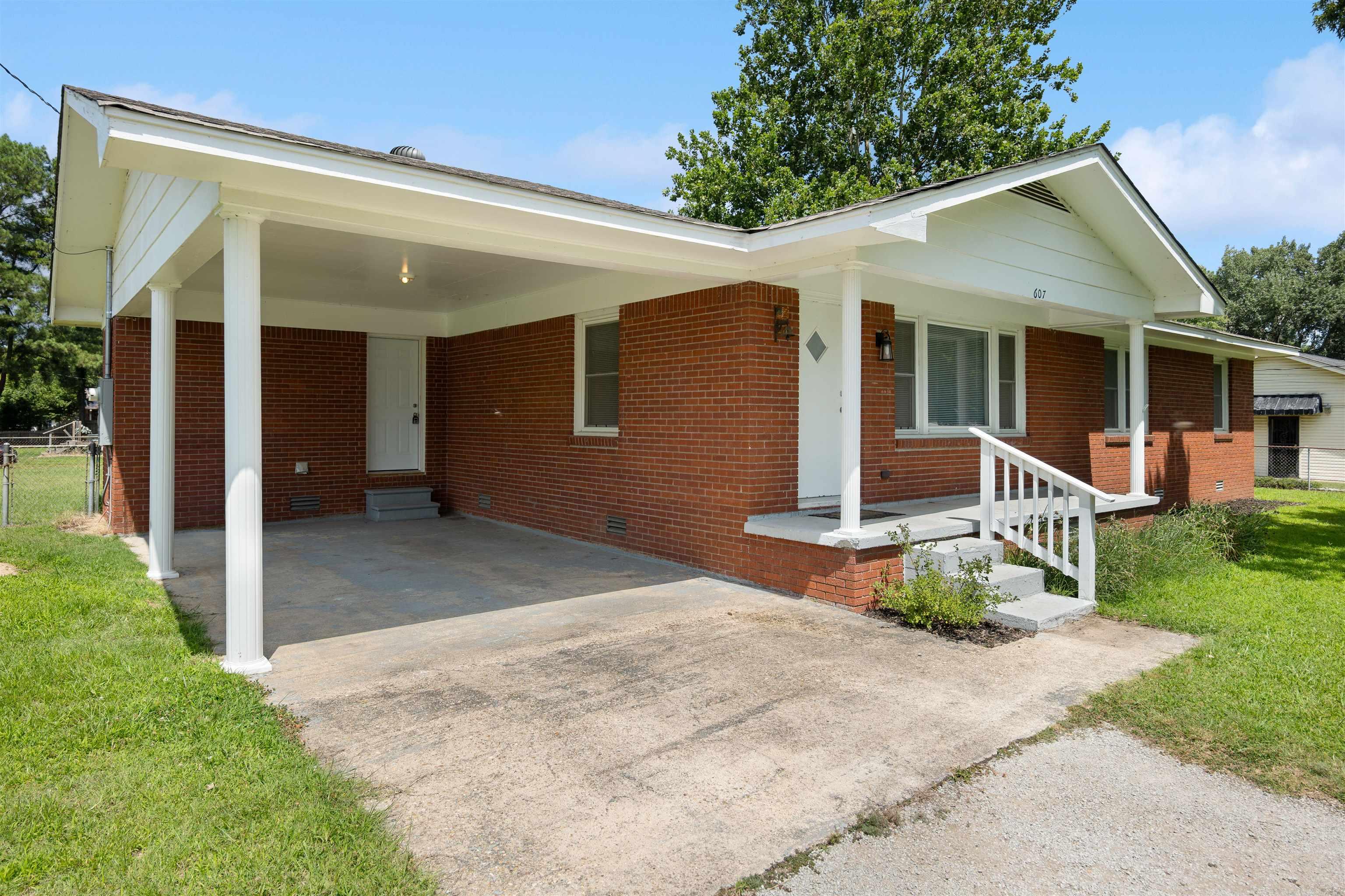 607 Lake  Lake City, AR