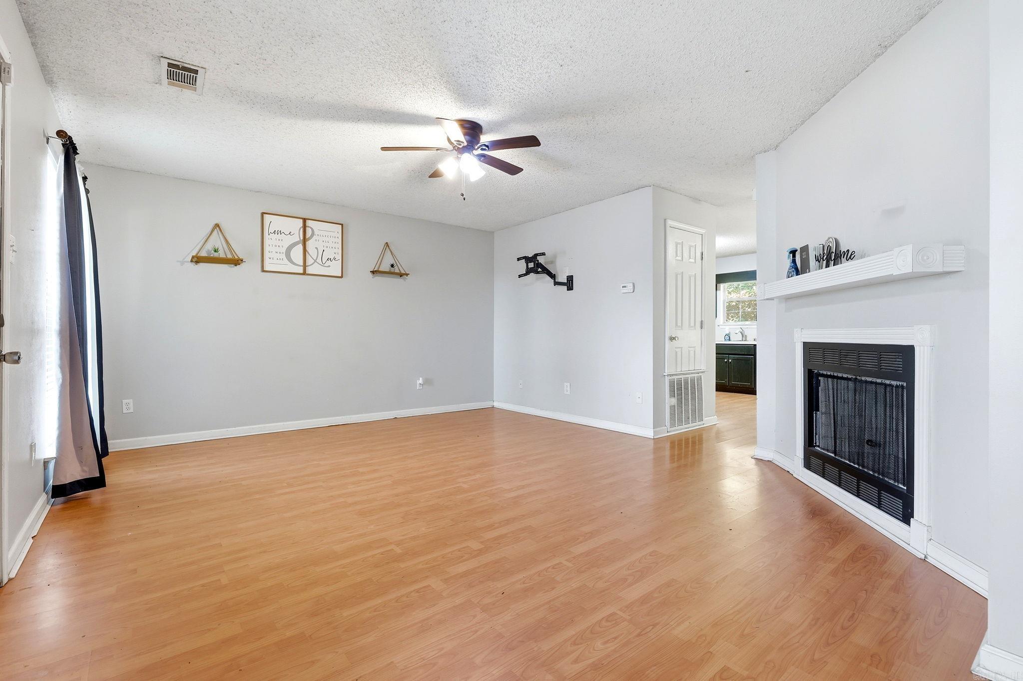 1126 Oakview Cove  Benton, AR