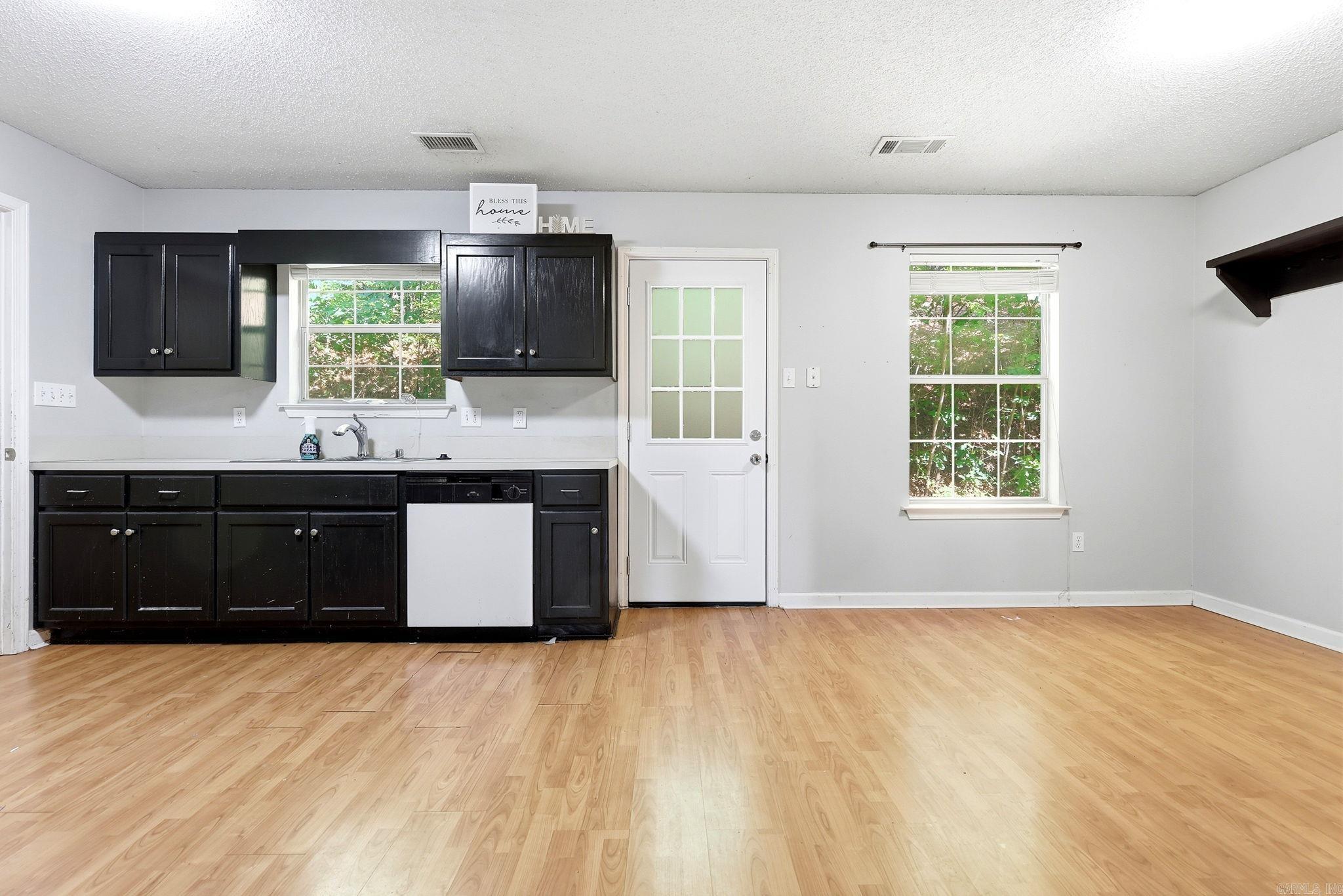 1126 Oakview Cove  Benton, AR
