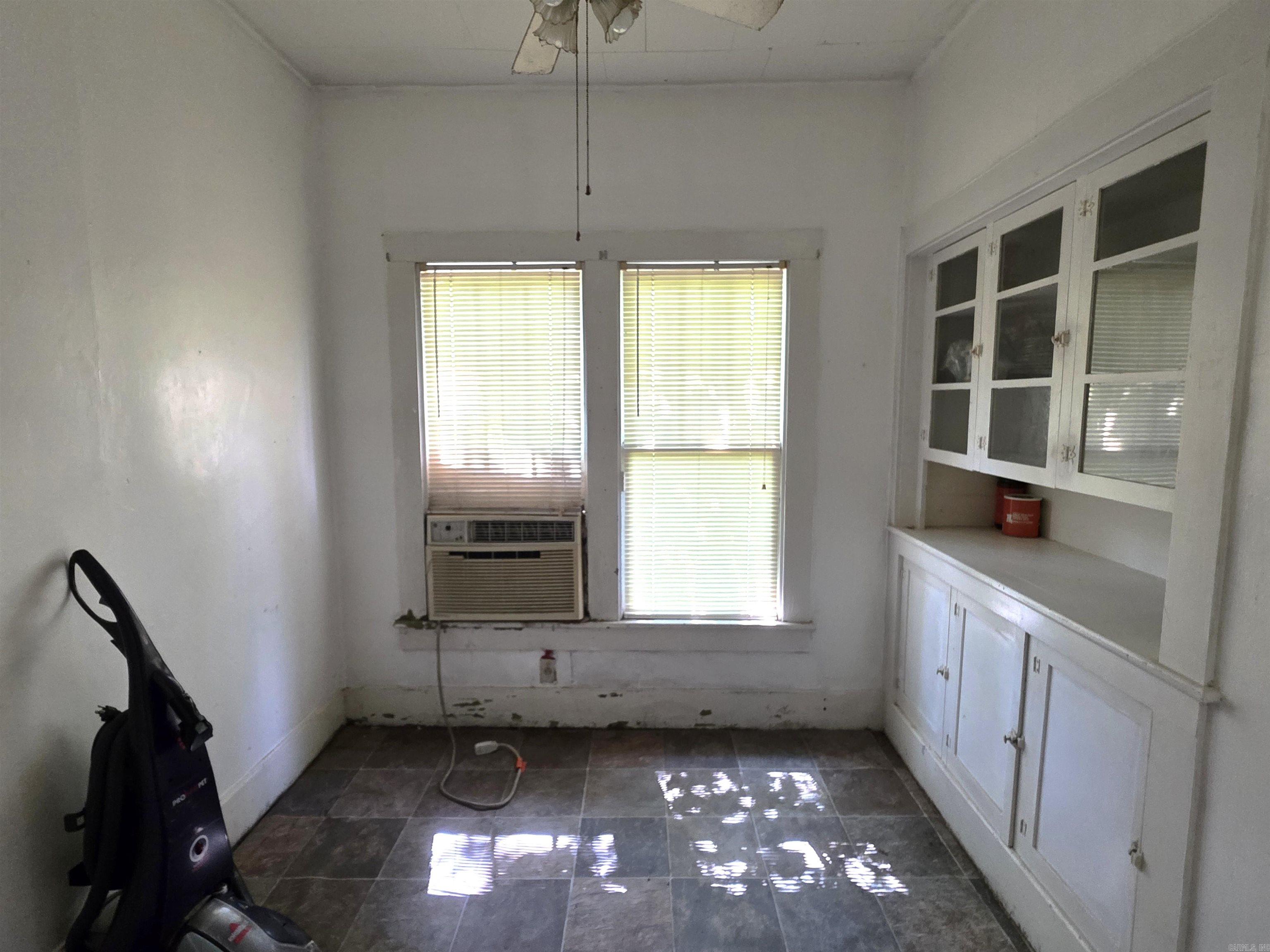 1604 Reeves  Mena, AR