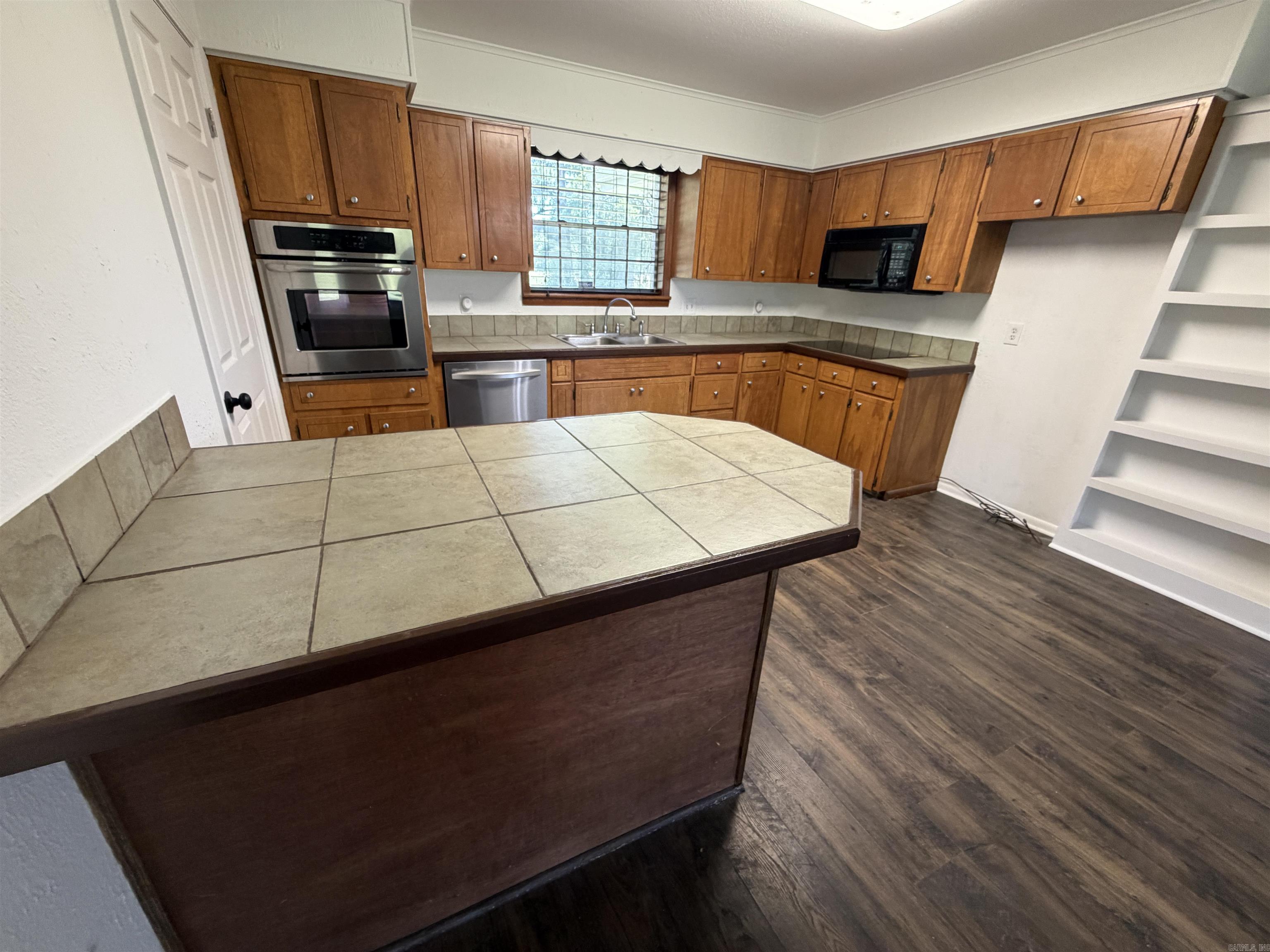 14738 Faulkner Lake  North Little Rock, AR