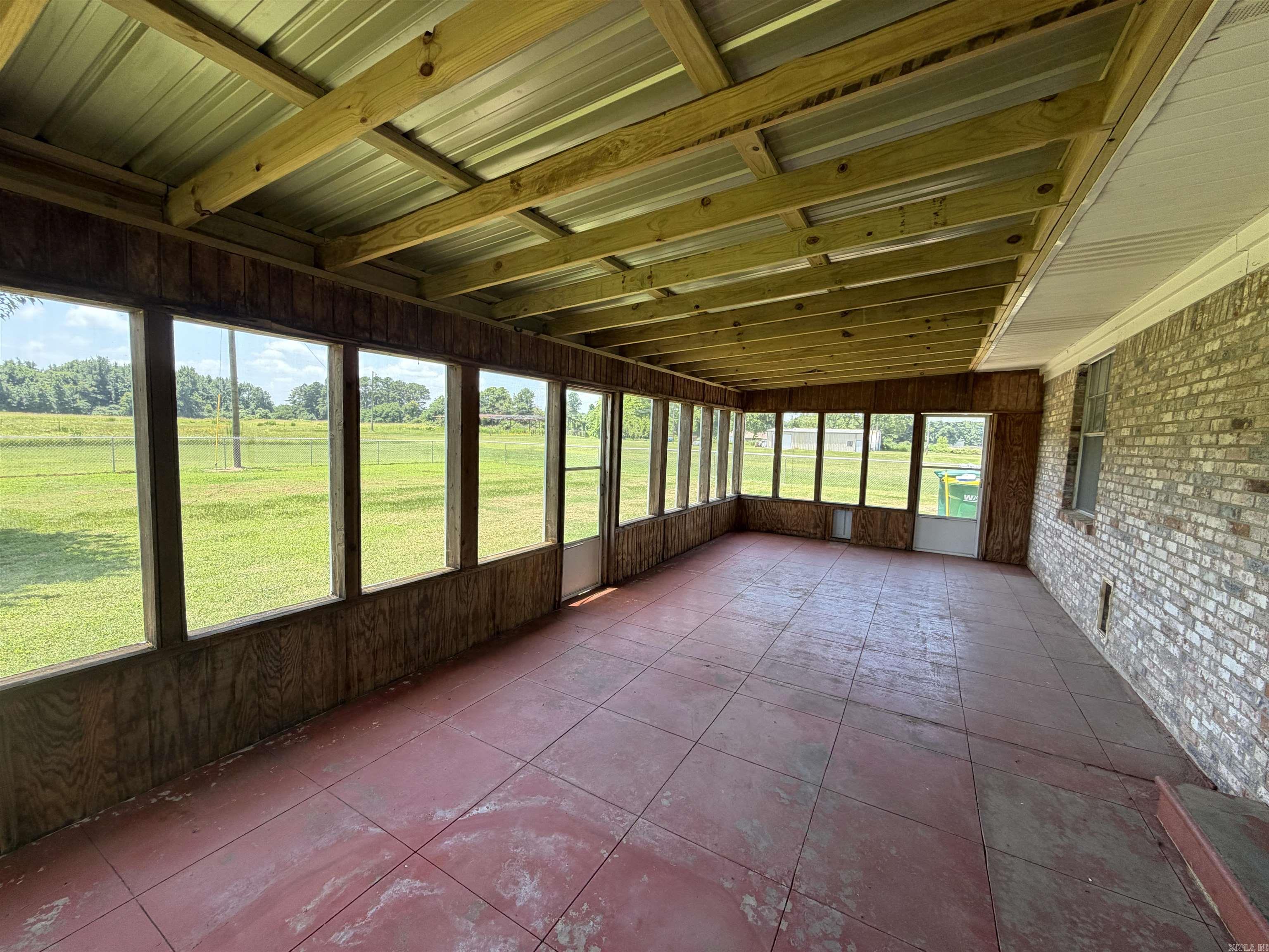 14738 Faulkner Lake  North Little Rock, AR
