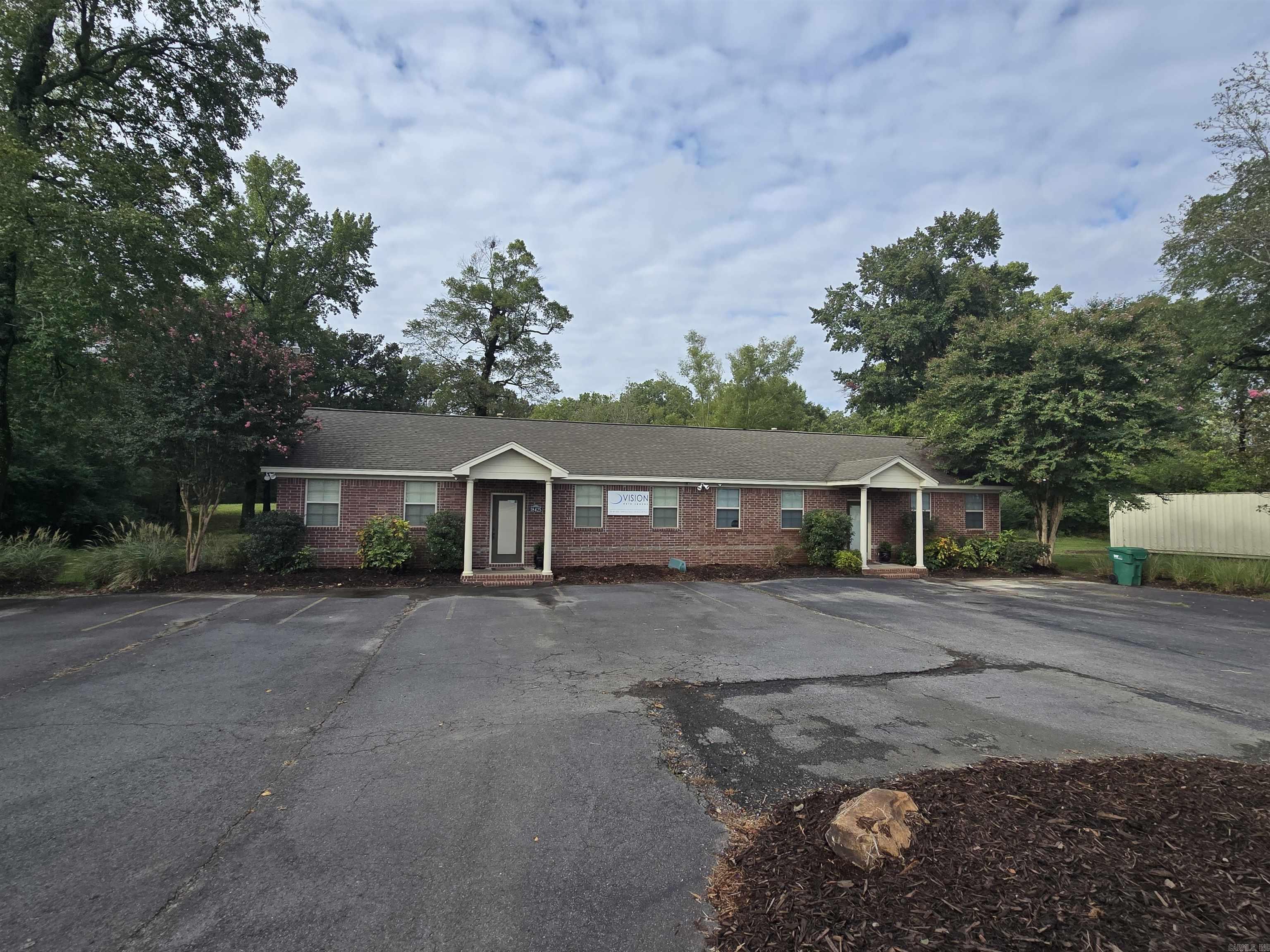 18425 Kanis  Little Rock, AR