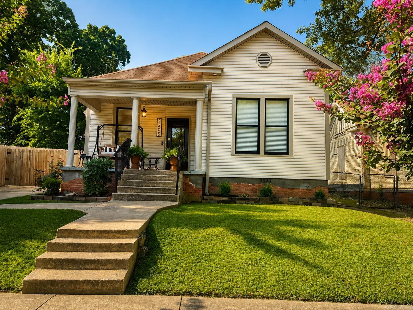 2205 W 13  Little Rock, AR