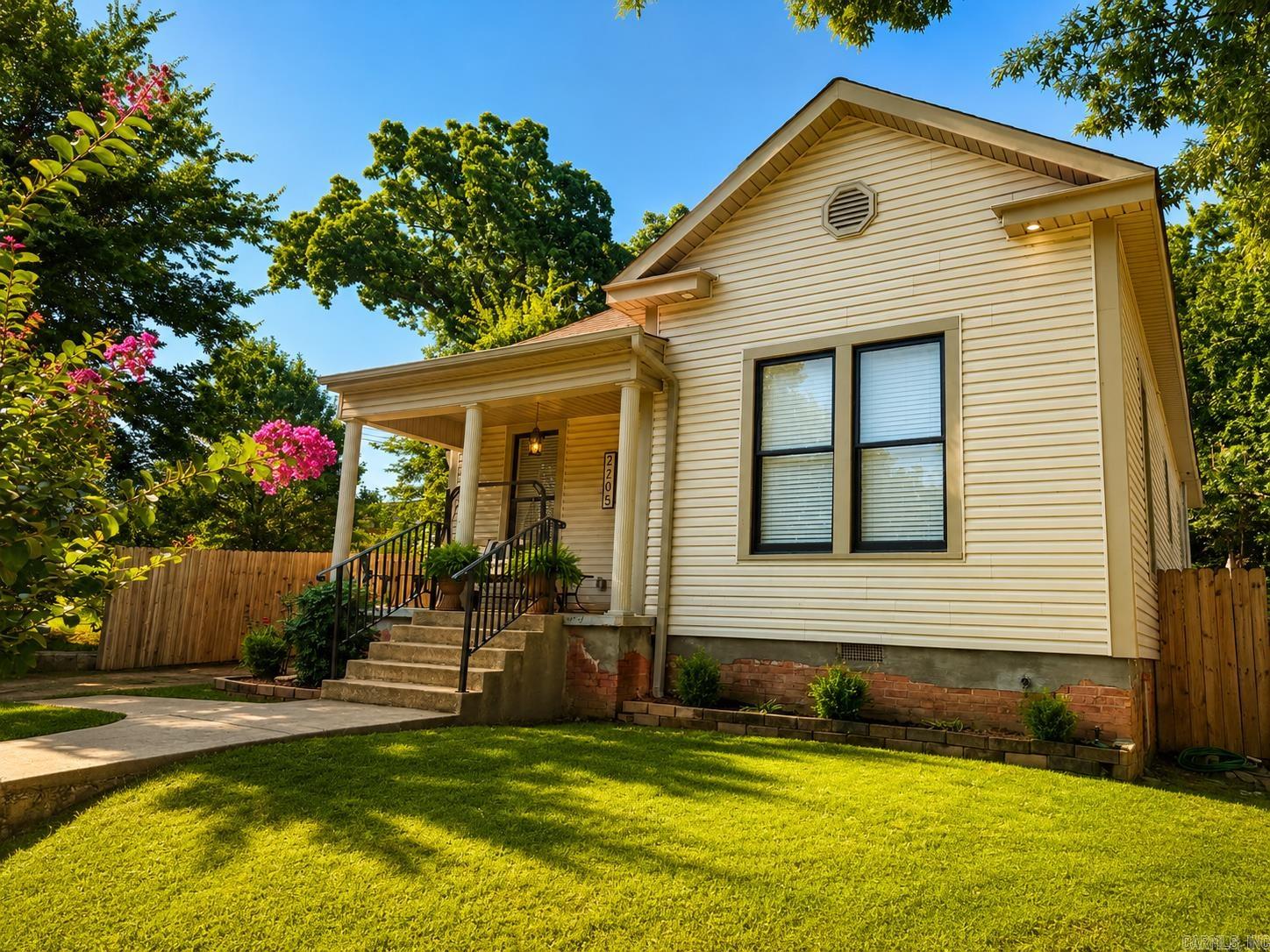 2205 W 13  Little Rock, AR