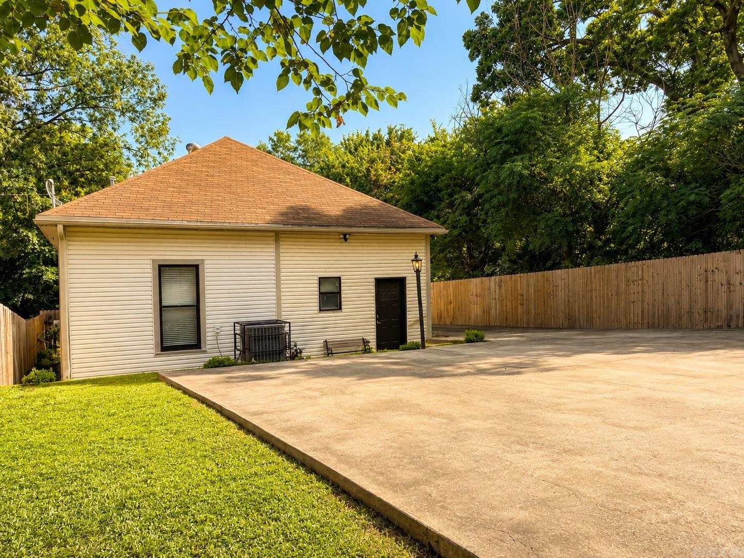 2205 W 13  Little Rock, AR