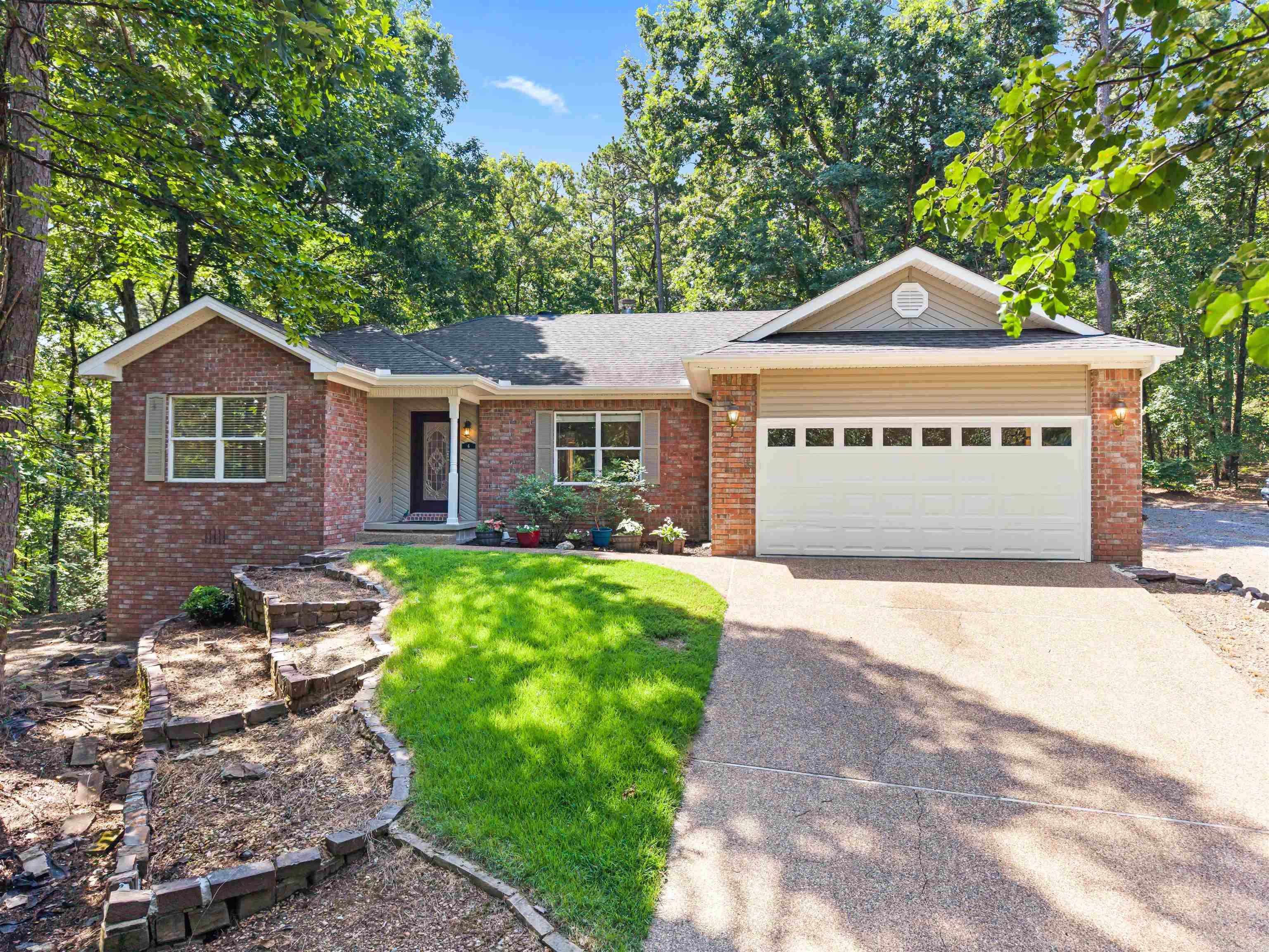 6  Orcera  Hot Springs Village, AR
