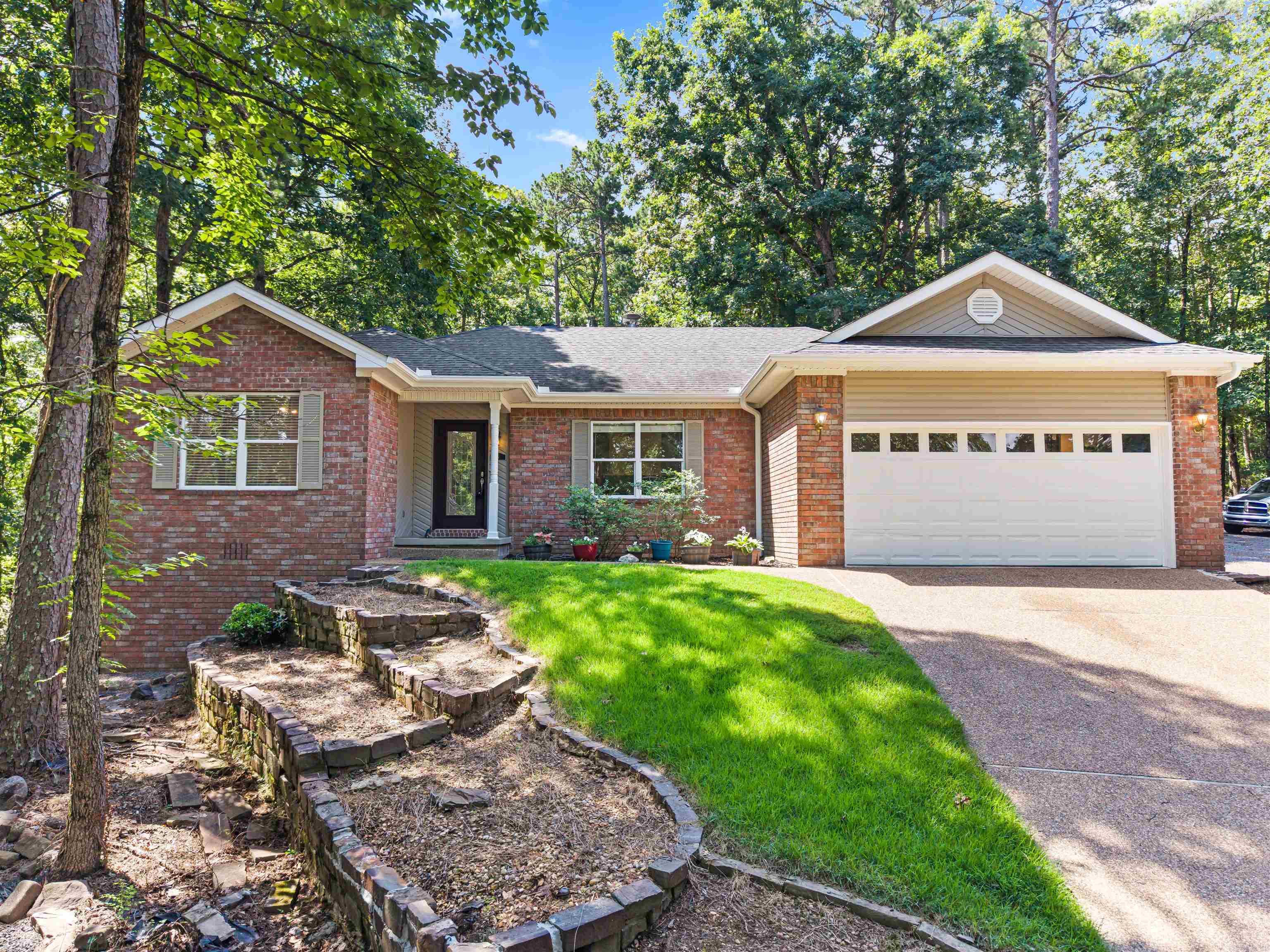 6 Orcera  Hot Springs Village, AR