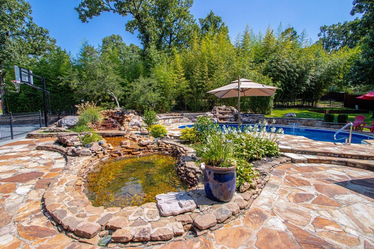 13620 Pleasant Forest Dr  Little Rock, AR