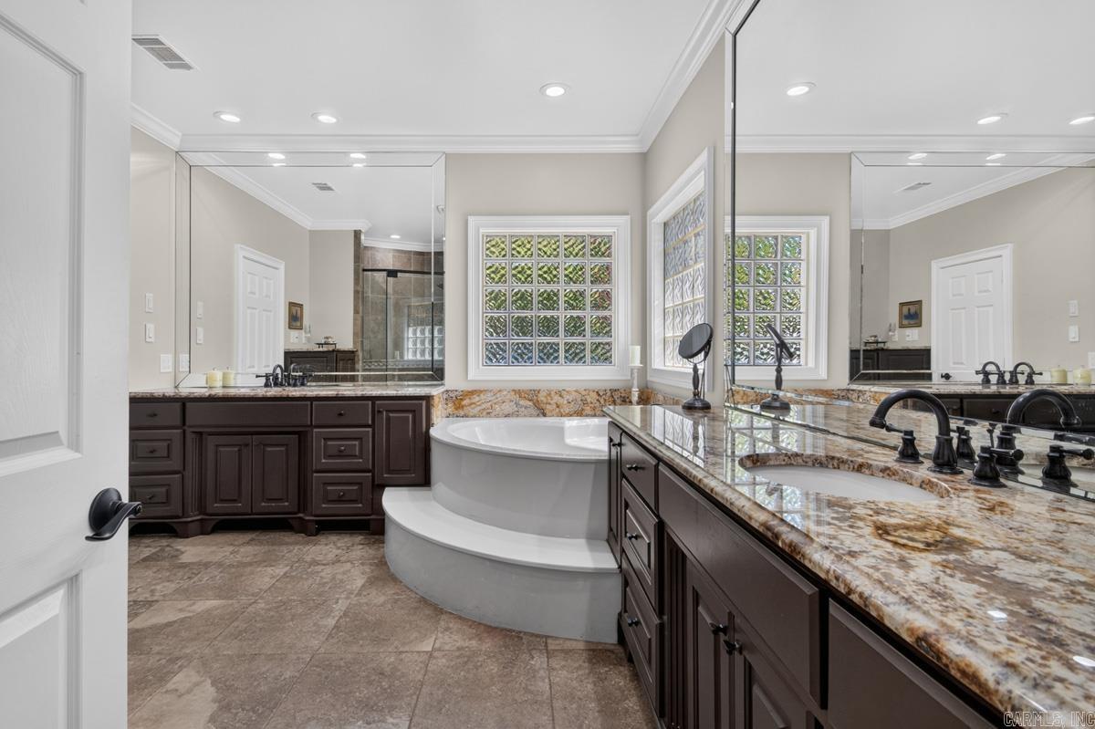 13620 Pleasant Forest Dr  Little Rock, AR