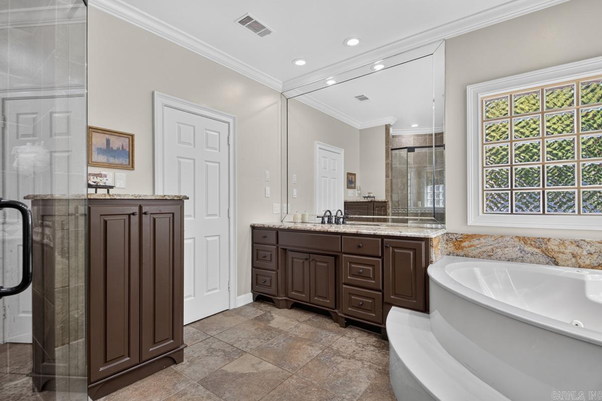 13620 Pleasant Forest Dr  Little Rock, AR