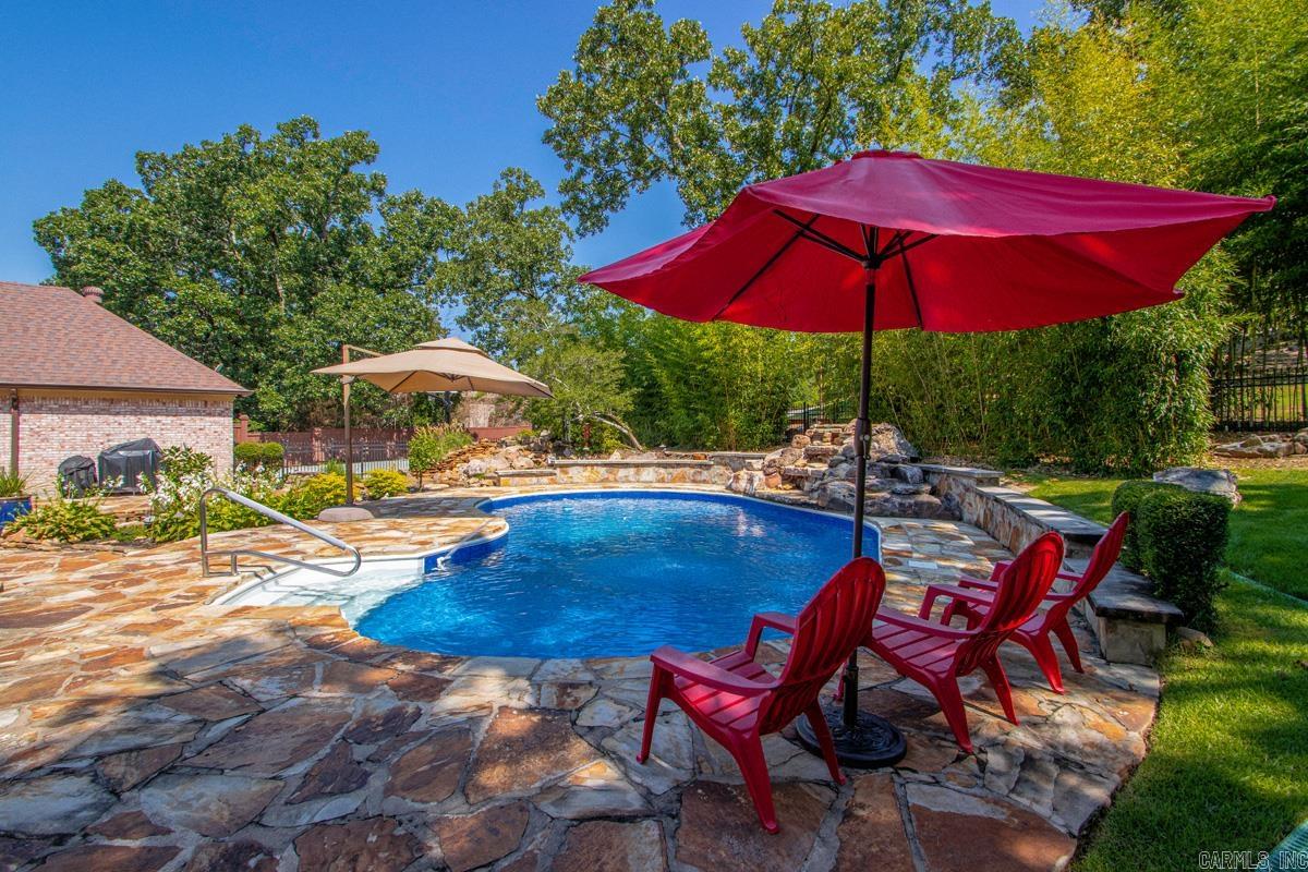 13620 Pleasant Forest Dr  Little Rock, AR