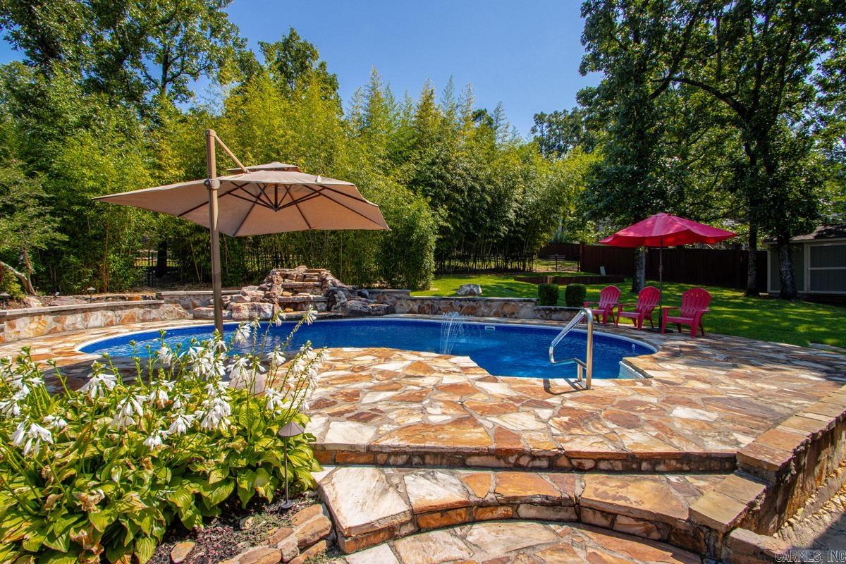 13620 Pleasant Forest Dr  Little Rock, AR