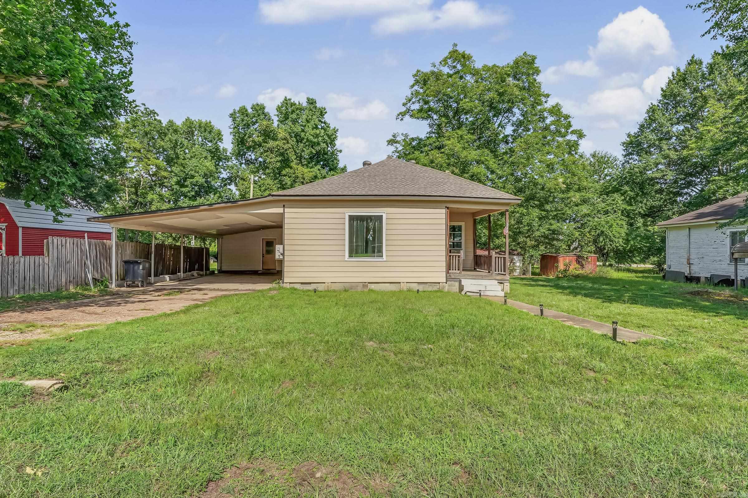 404  Large  Dierks, AR