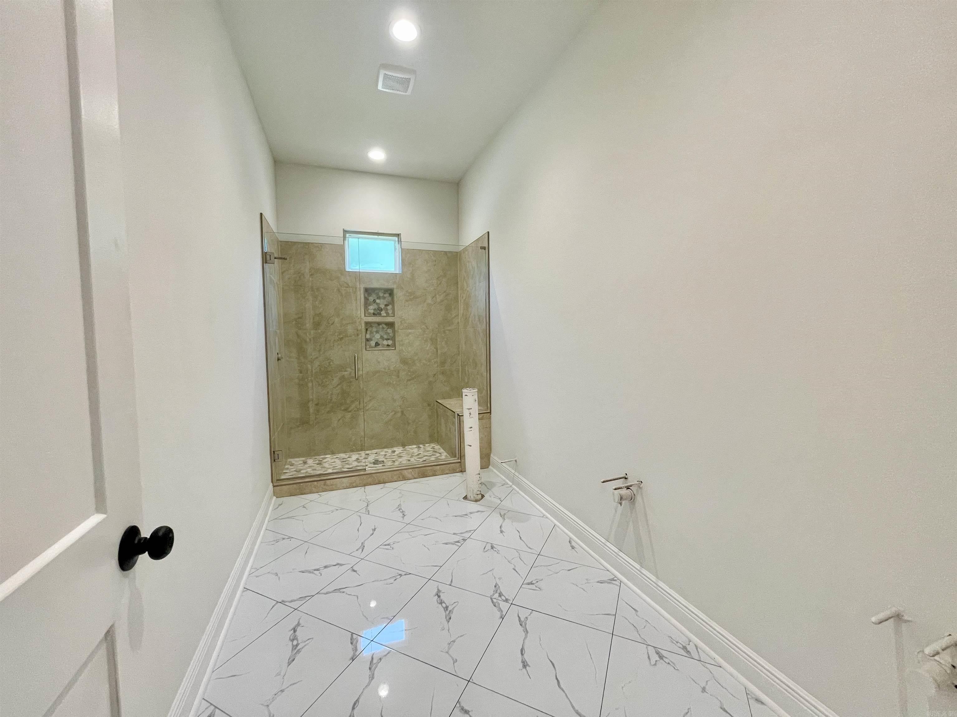 19305 Waterview Meadows Ln  Roland, AR