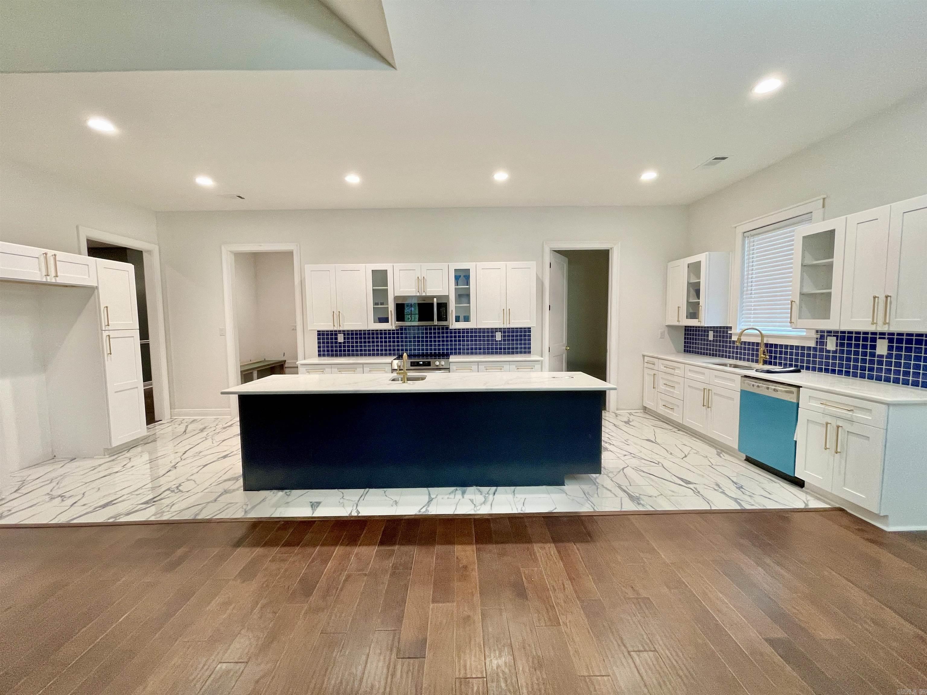 19305 Waterview Meadows Ln  Roland, AR