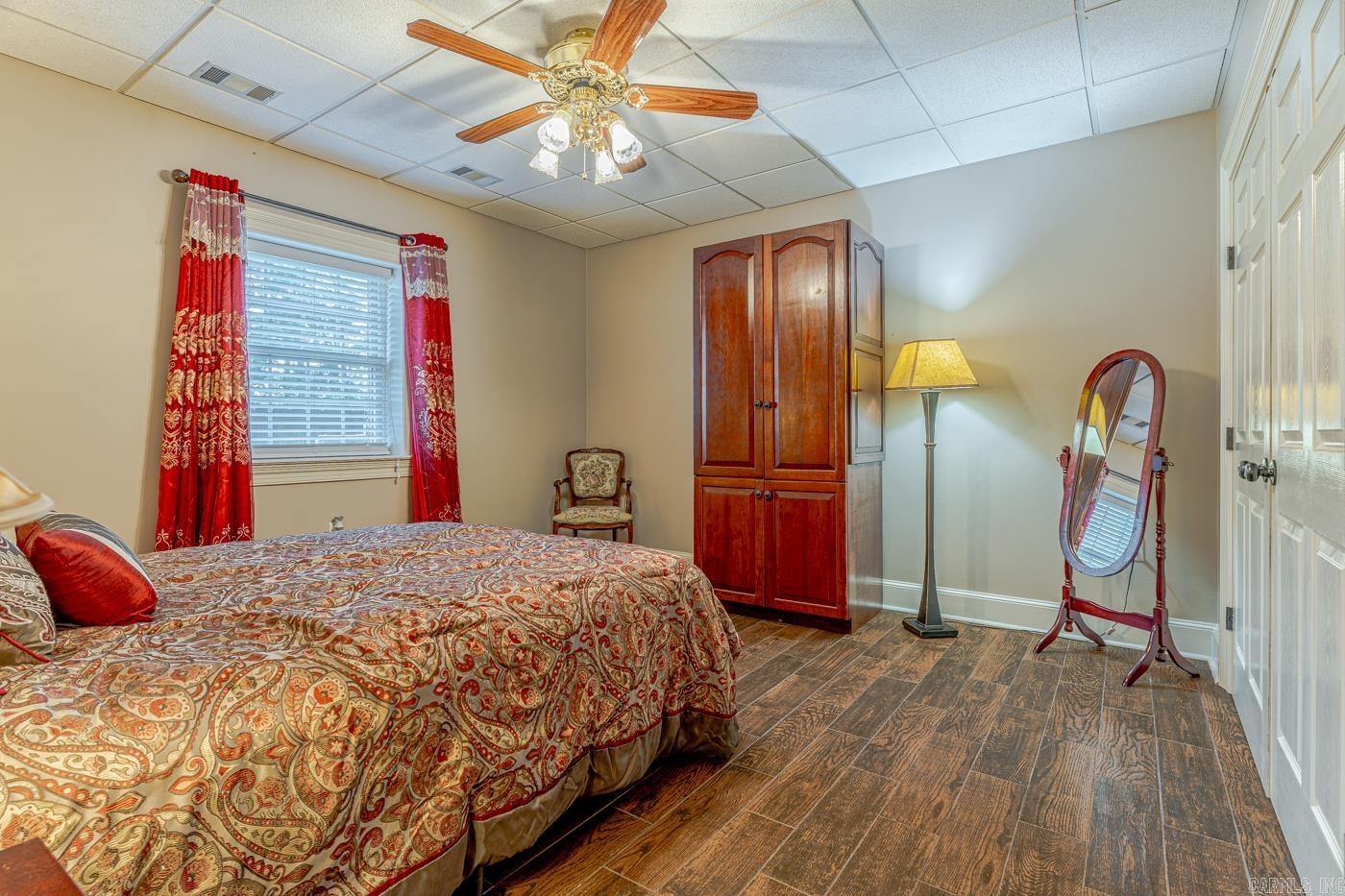 2114 Spring Hollow Dr  Jonesboro, AR