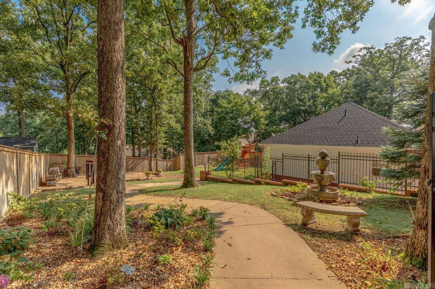 2114 Spring Hollow Dr  Jonesboro, AR