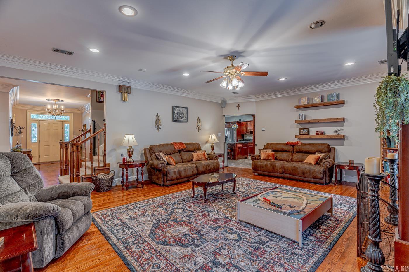 2114 Spring Hollow Dr  Jonesboro, AR