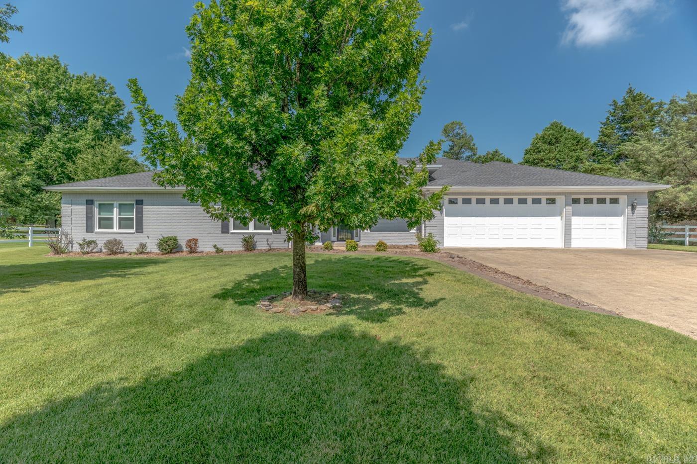 1725 Paragould Dr  Jonesboro, AR