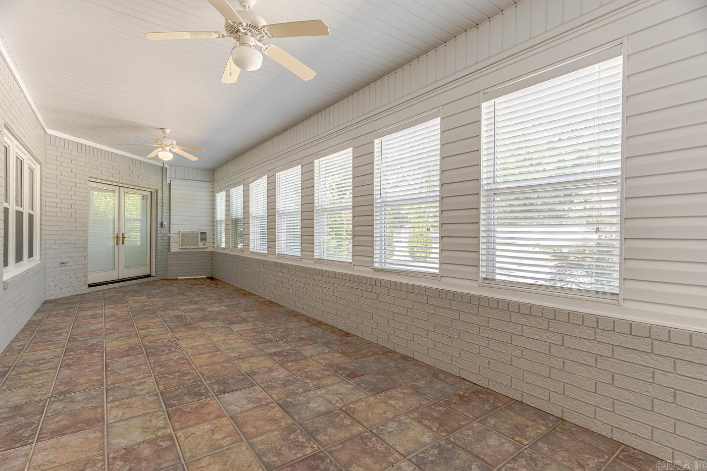 1725 Paragould Dr  Jonesboro, AR