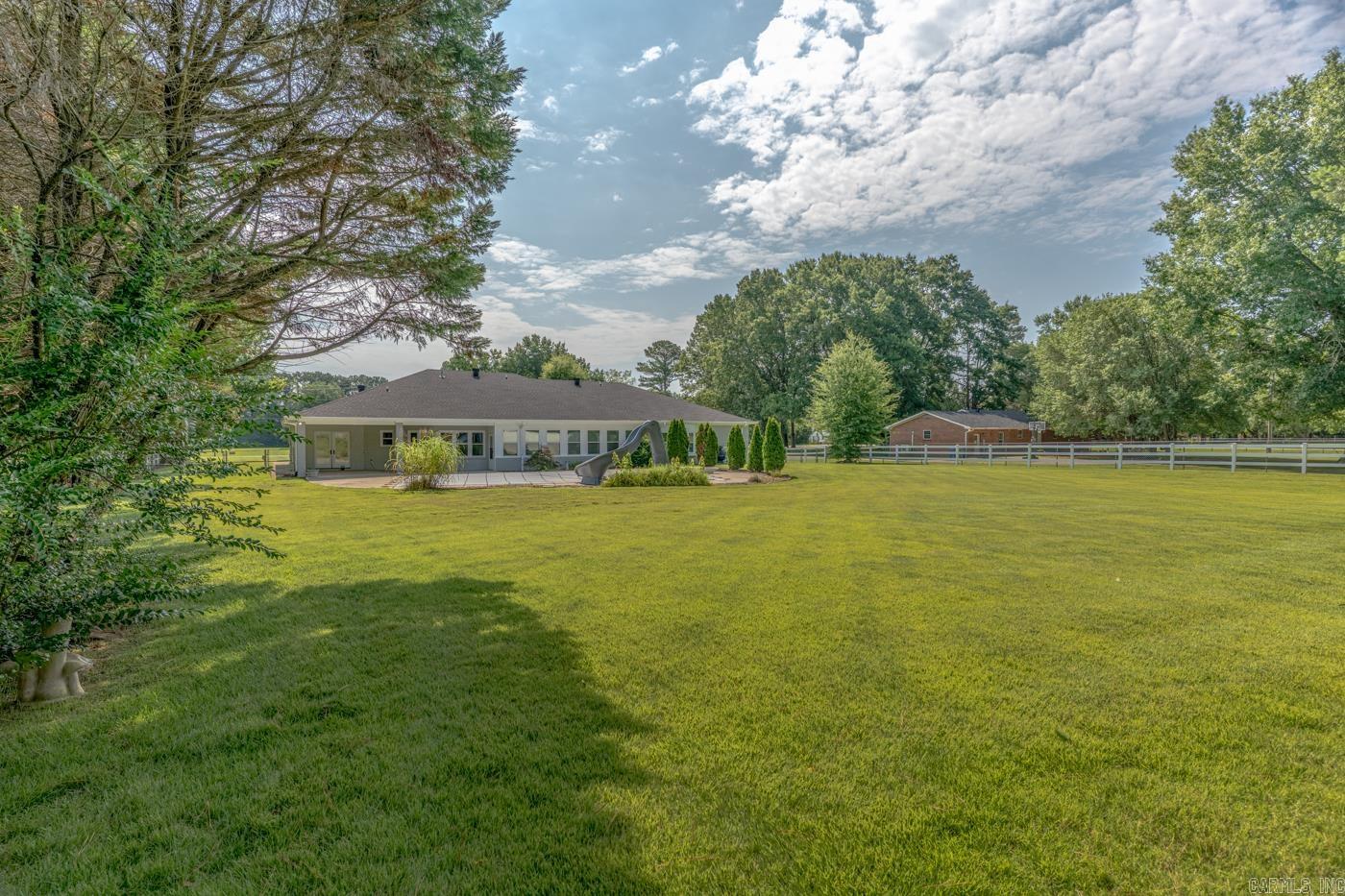 1725 Paragould Dr  Jonesboro, AR